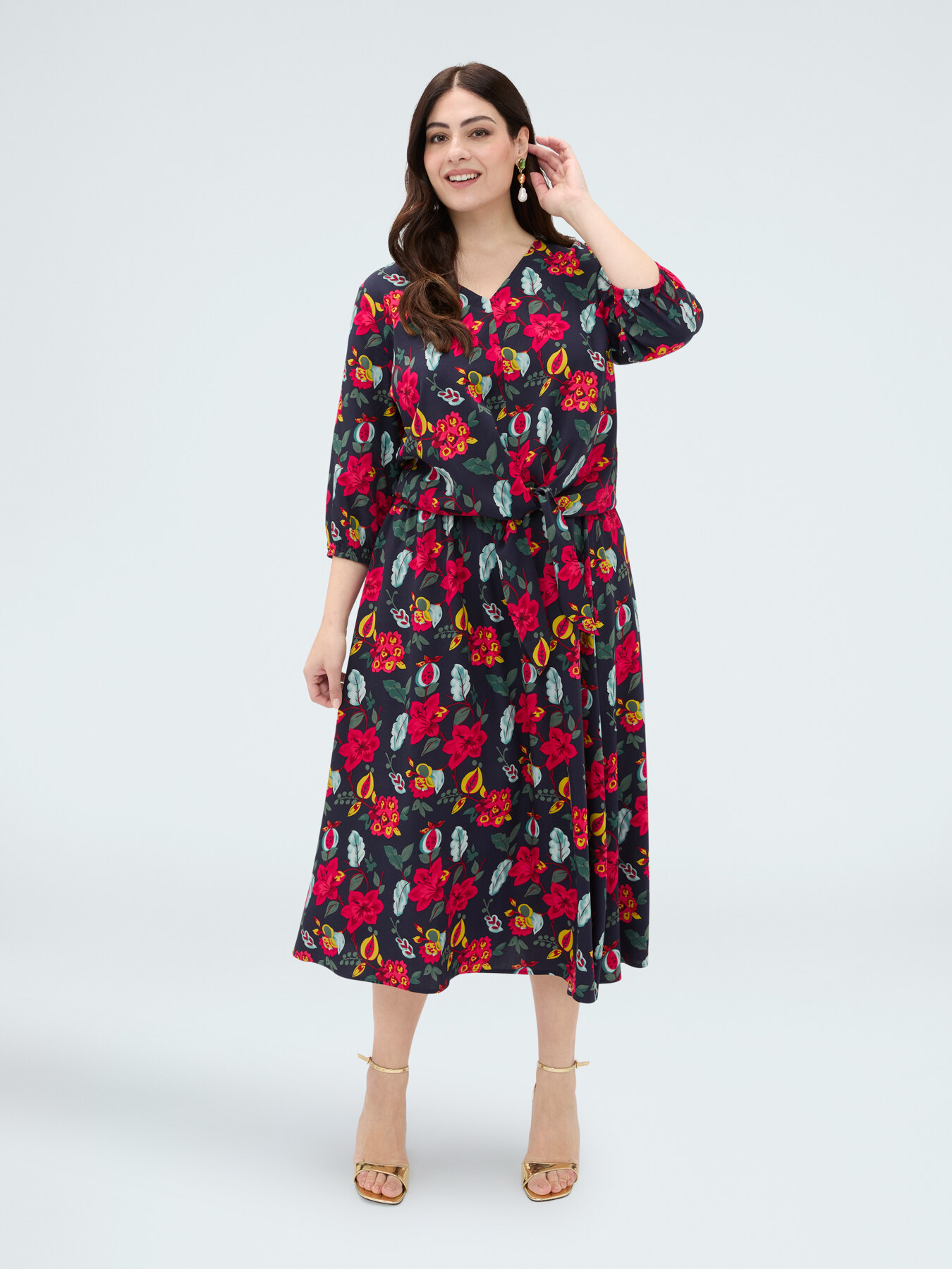 Long skirt with floral print image number 2
