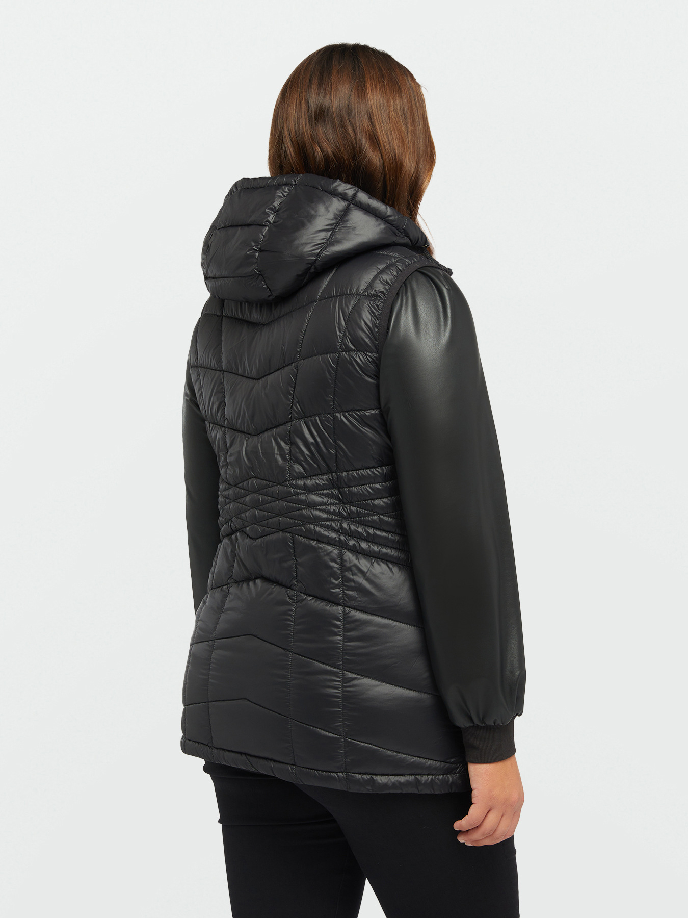 Sorona&reg; Aura sleeveless down jacket image number 1