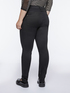 Pantaloni skinny in cotone super stretch image number 1