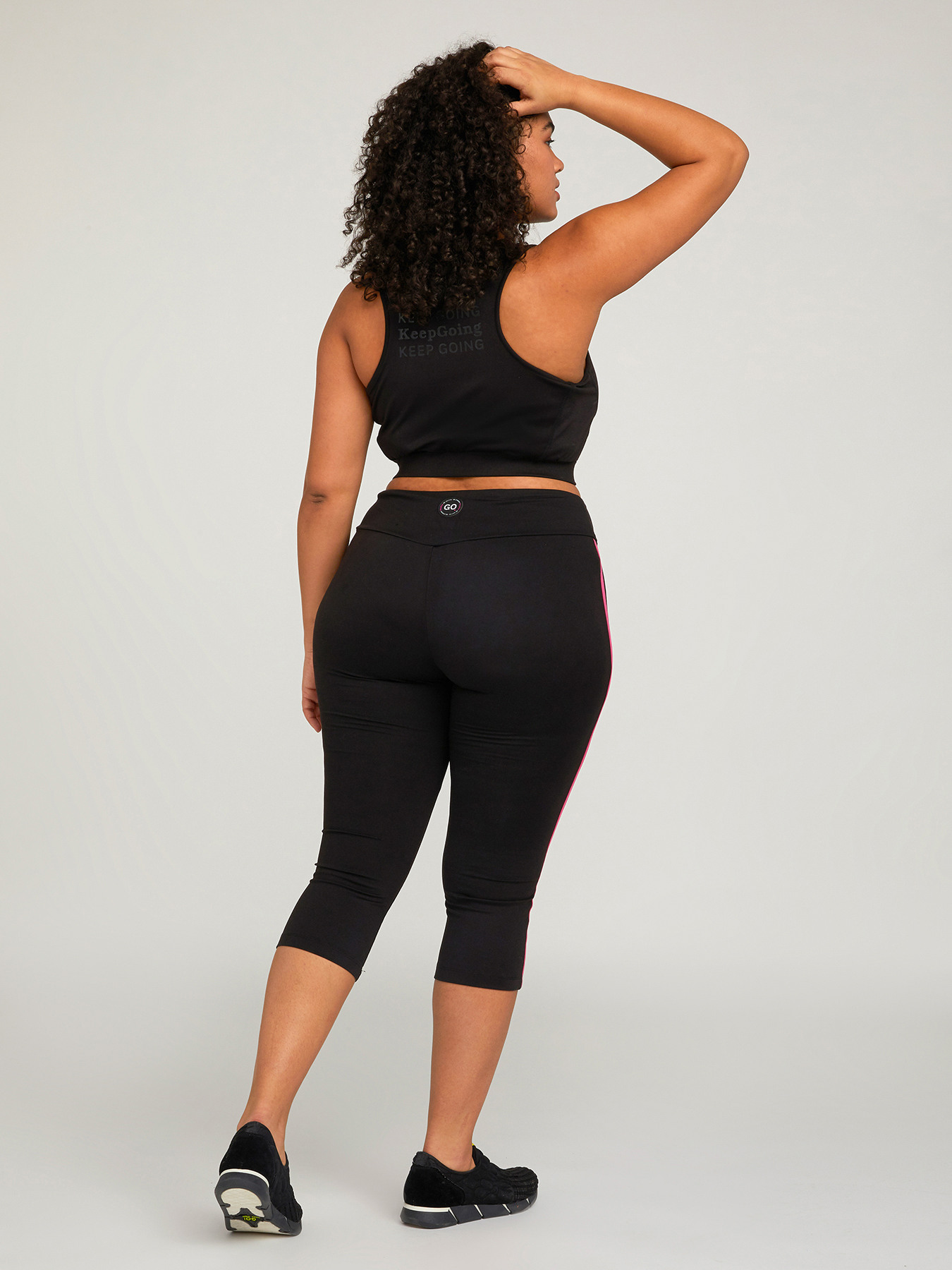 kurzes Top "GO." image number 2