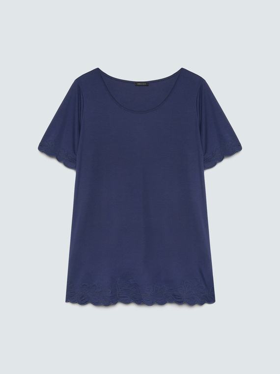 Jersey T-shirt with embroidered details