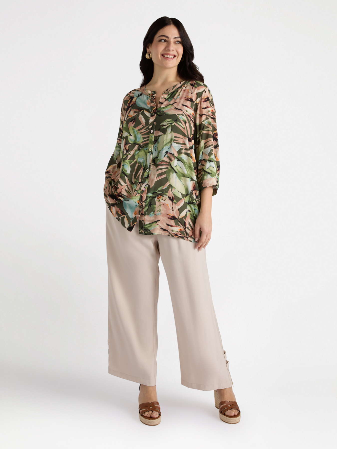 Camisa estampada de jungla image number 0