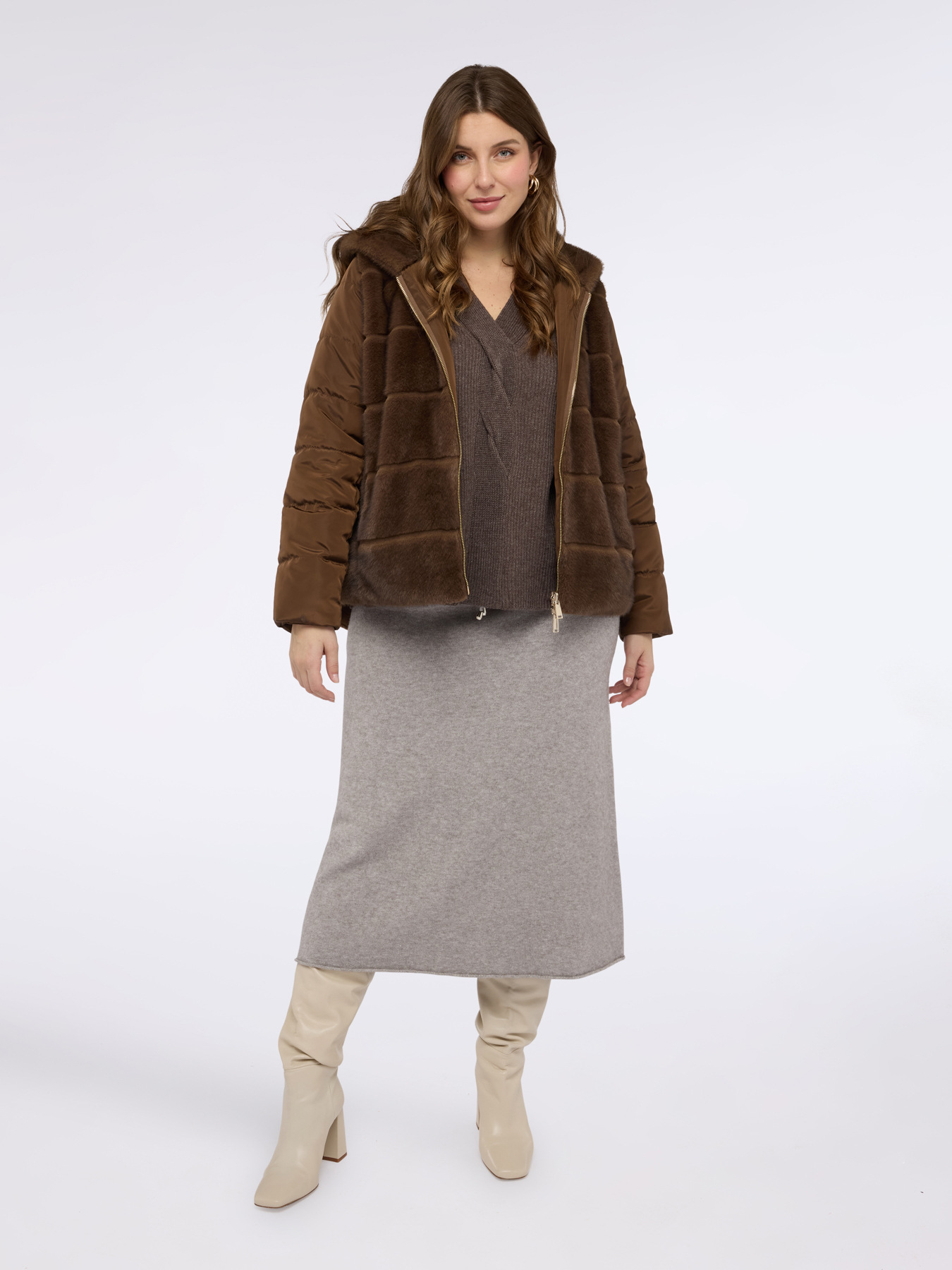 Chaqueta bimaterial con capucha image number 1