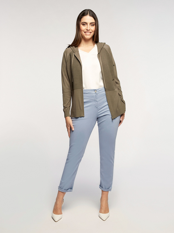 Fiorella Rubino Pantaloni chinos dalla linea carrot Donna