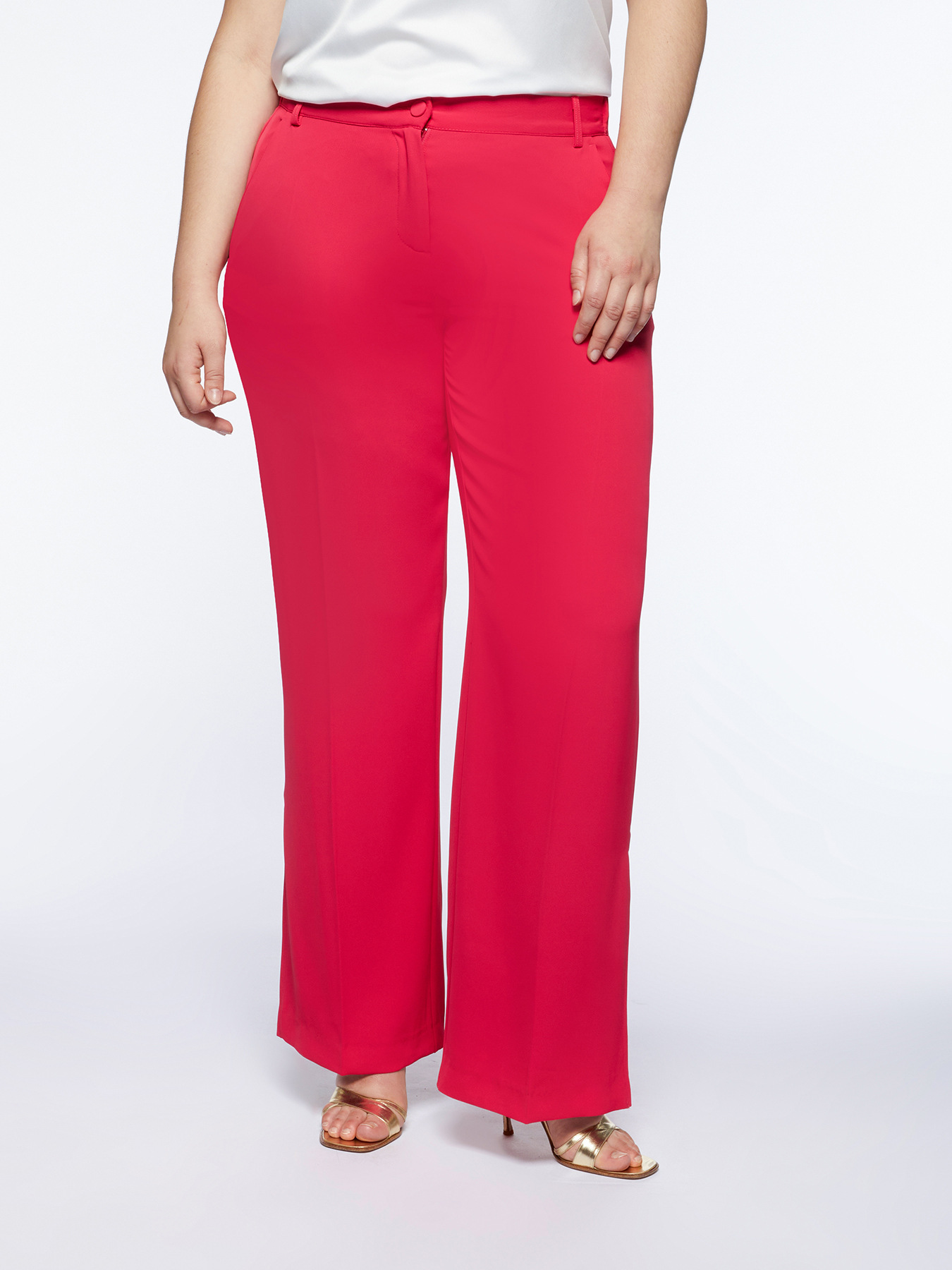 Flowing trousers with slits at the bottom image number 0