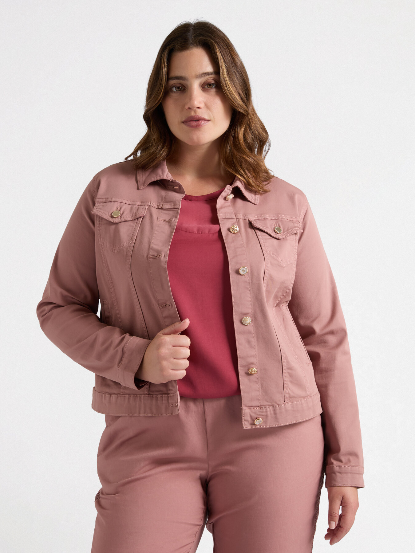 Giacca Leggera FIORELLA RUBINO Con Bottoni Decorati, Taglia Curvy, Primavera-estate 2025, Risparmio Idrico