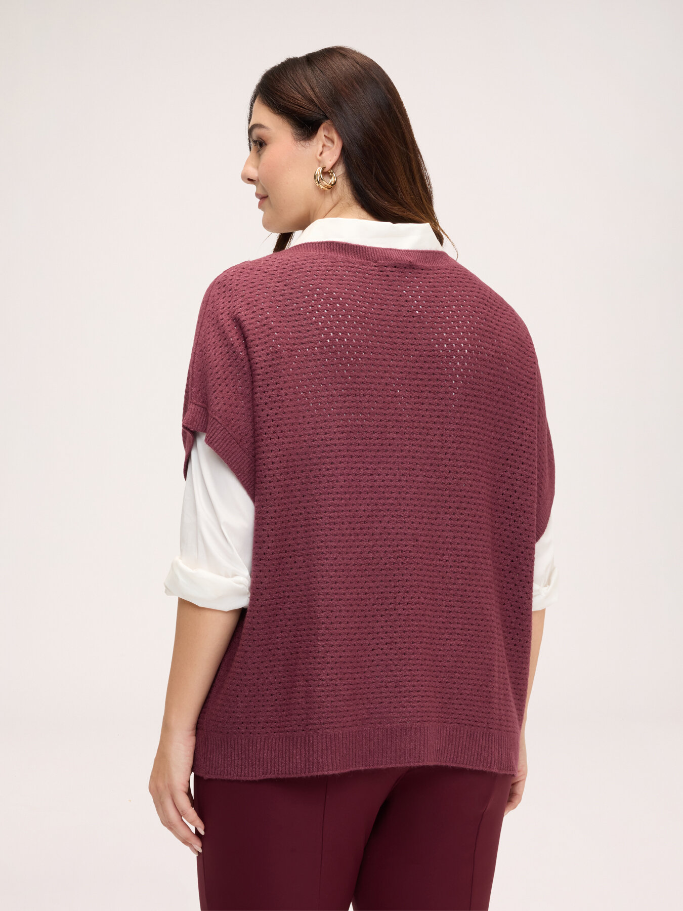 Viscose-blend sweater vest image number 1