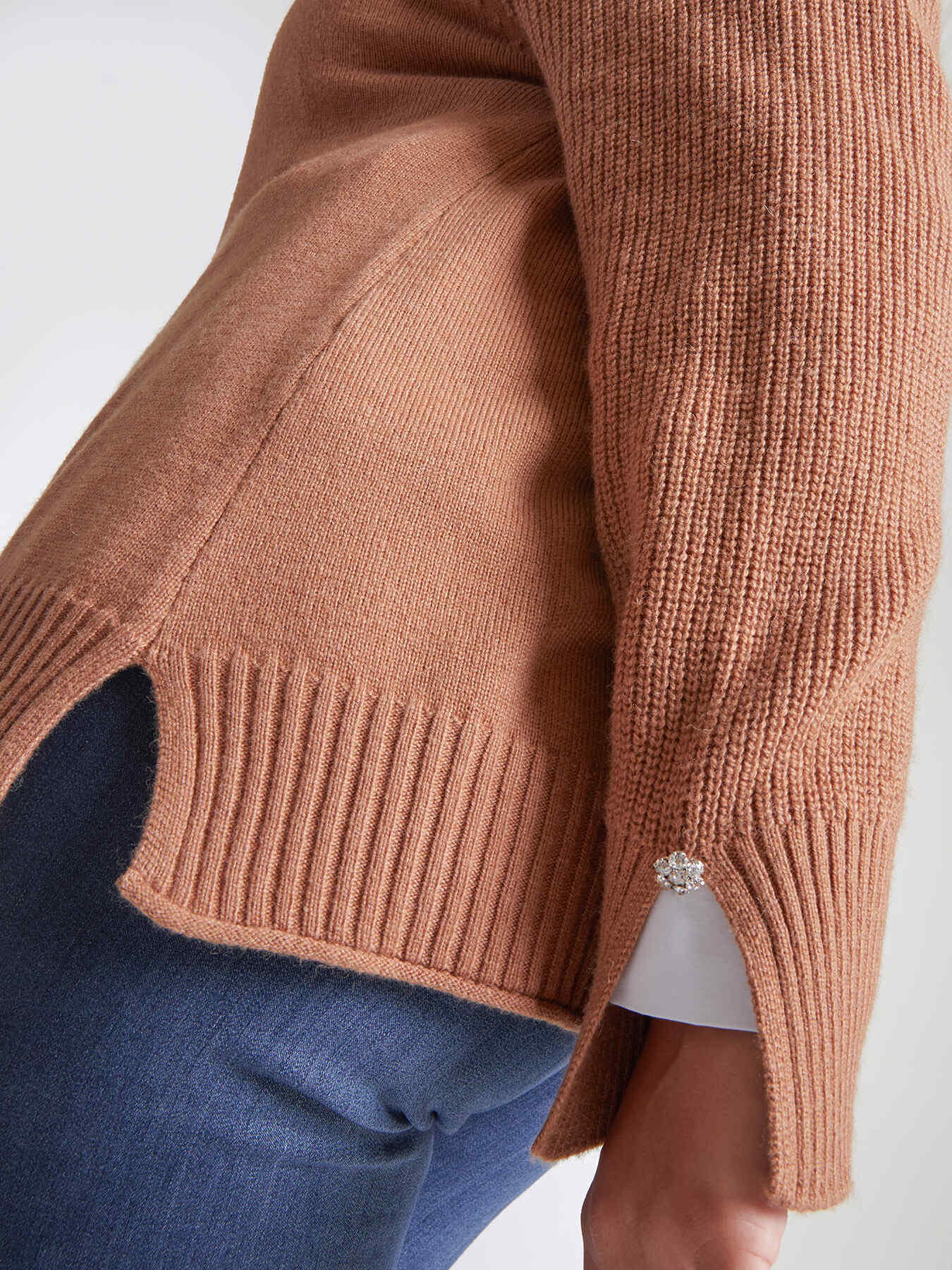 Patterned sweater image number 2