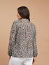 Blusa animalier con fiocco image number 1
