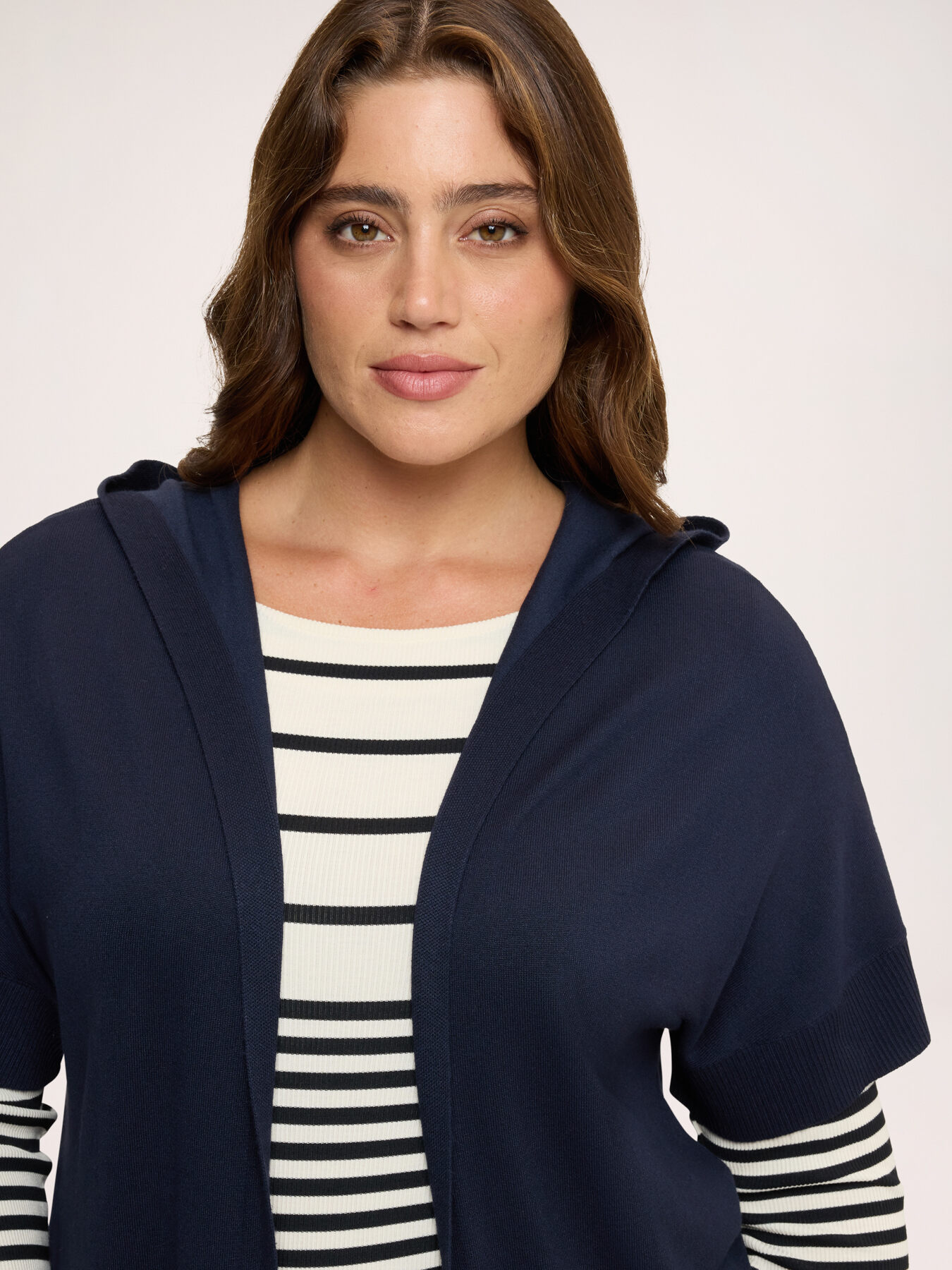 Maxi gilet con cappuccio image number 3