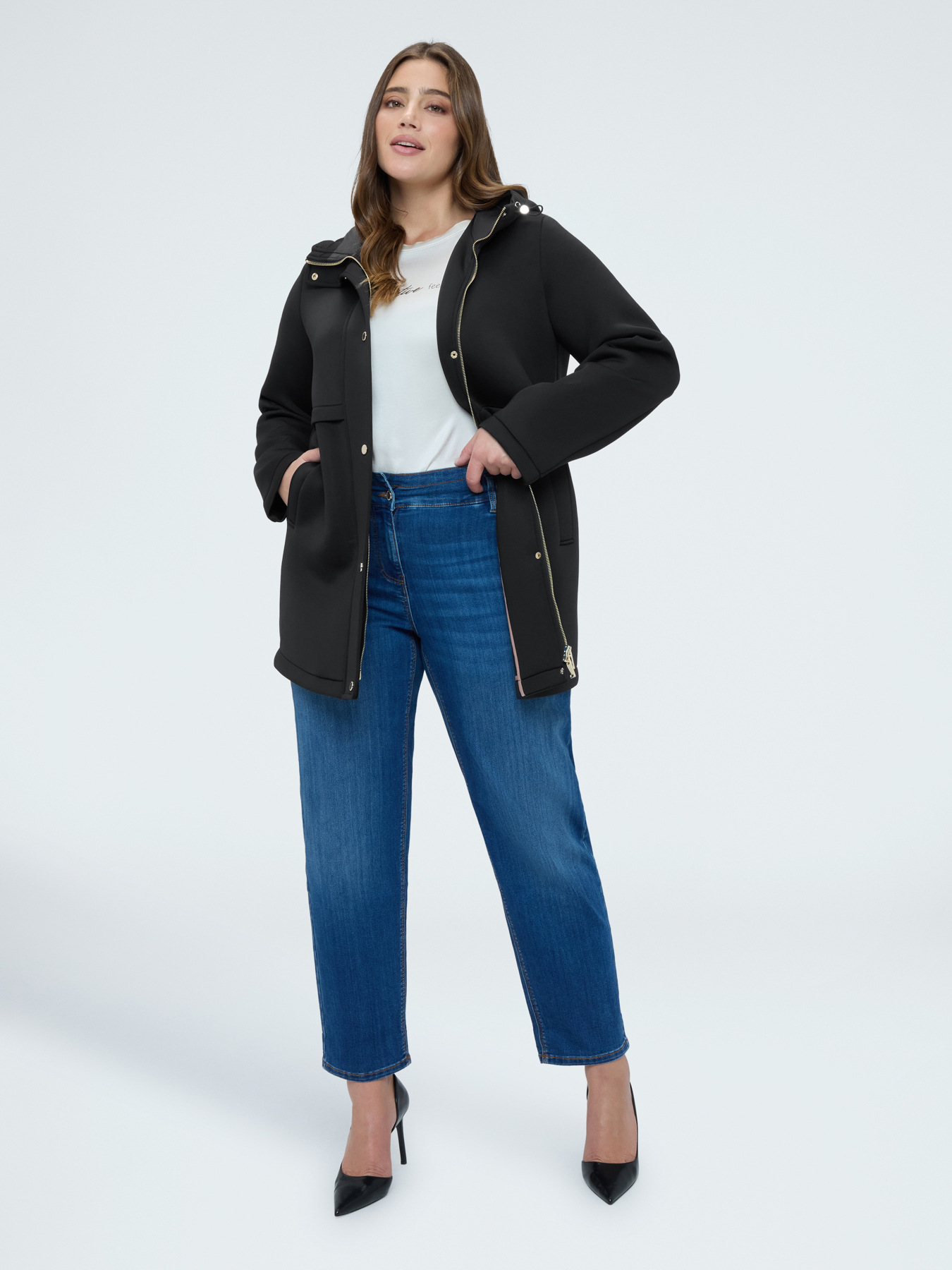 Kapuzenjacke aus Neopren image number 2