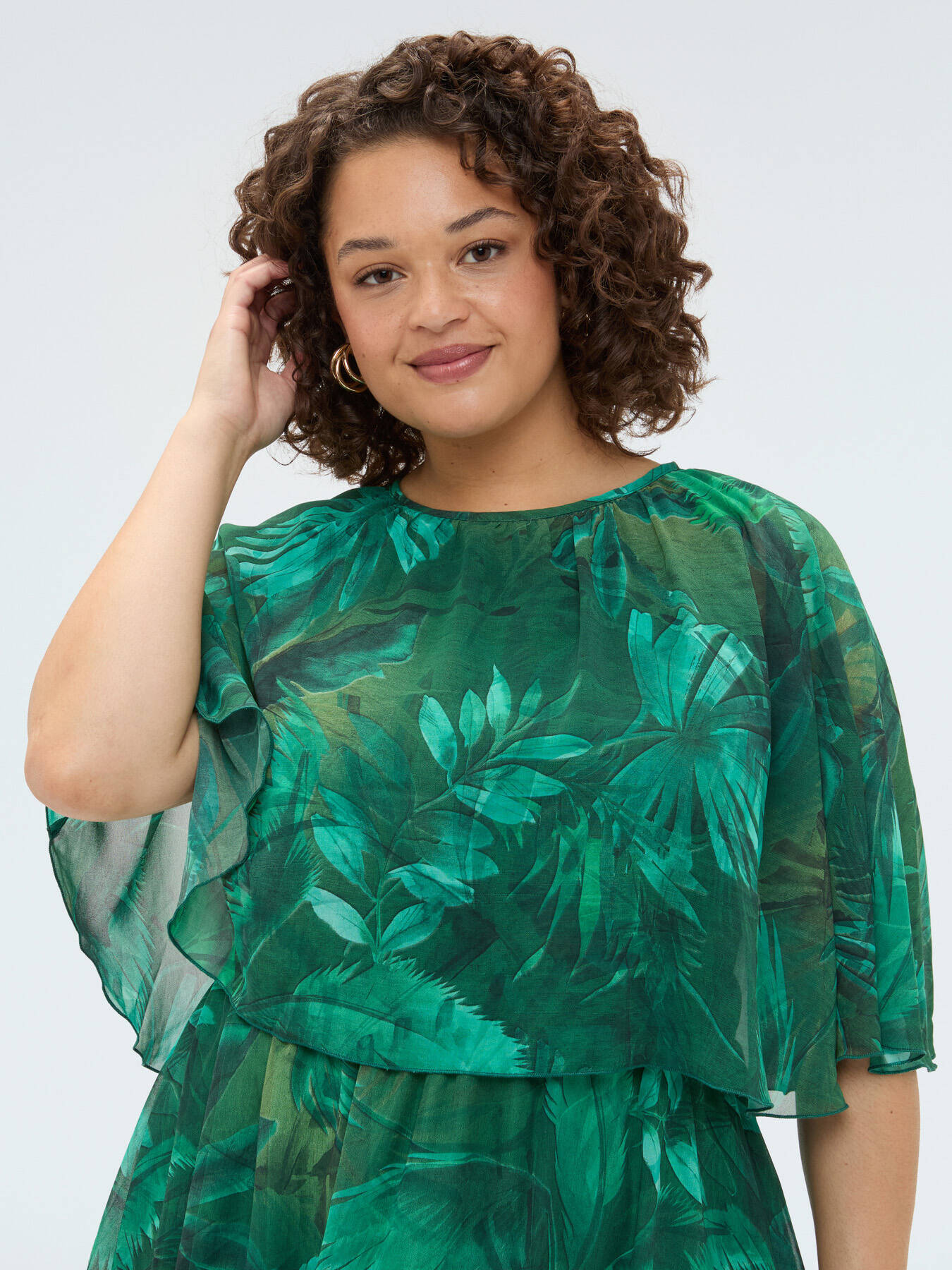 Dream long dress tropical print image number 3