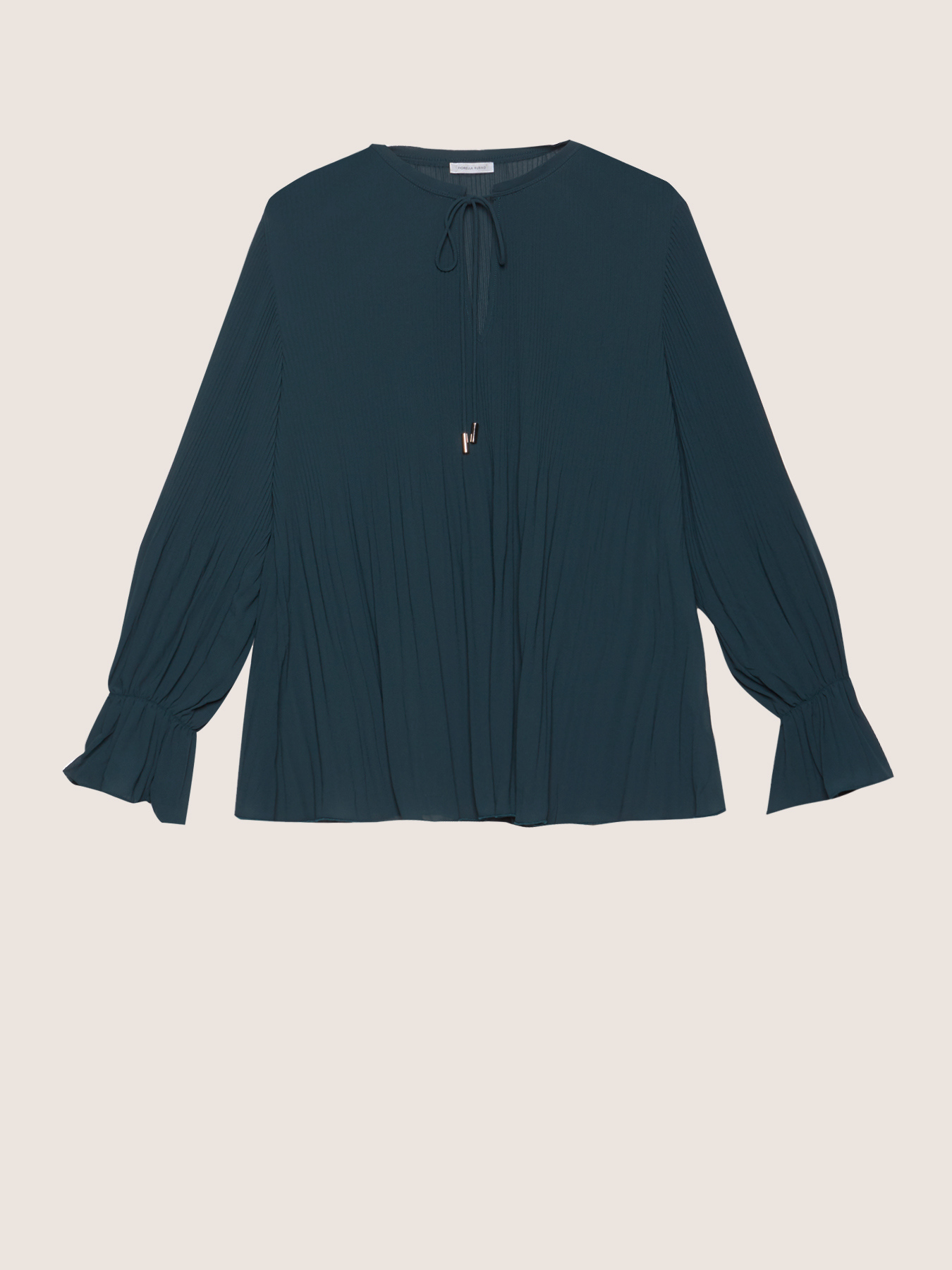 Pleated blouse image number 3