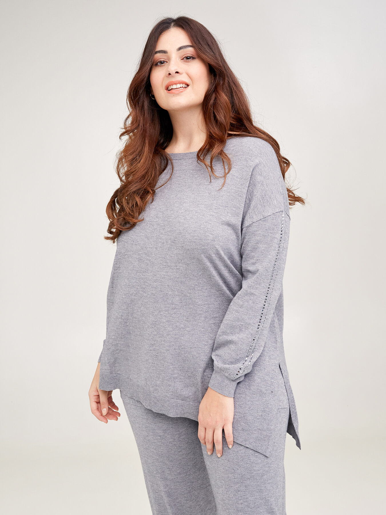 Sweater with crystals on the sleeves image number 0