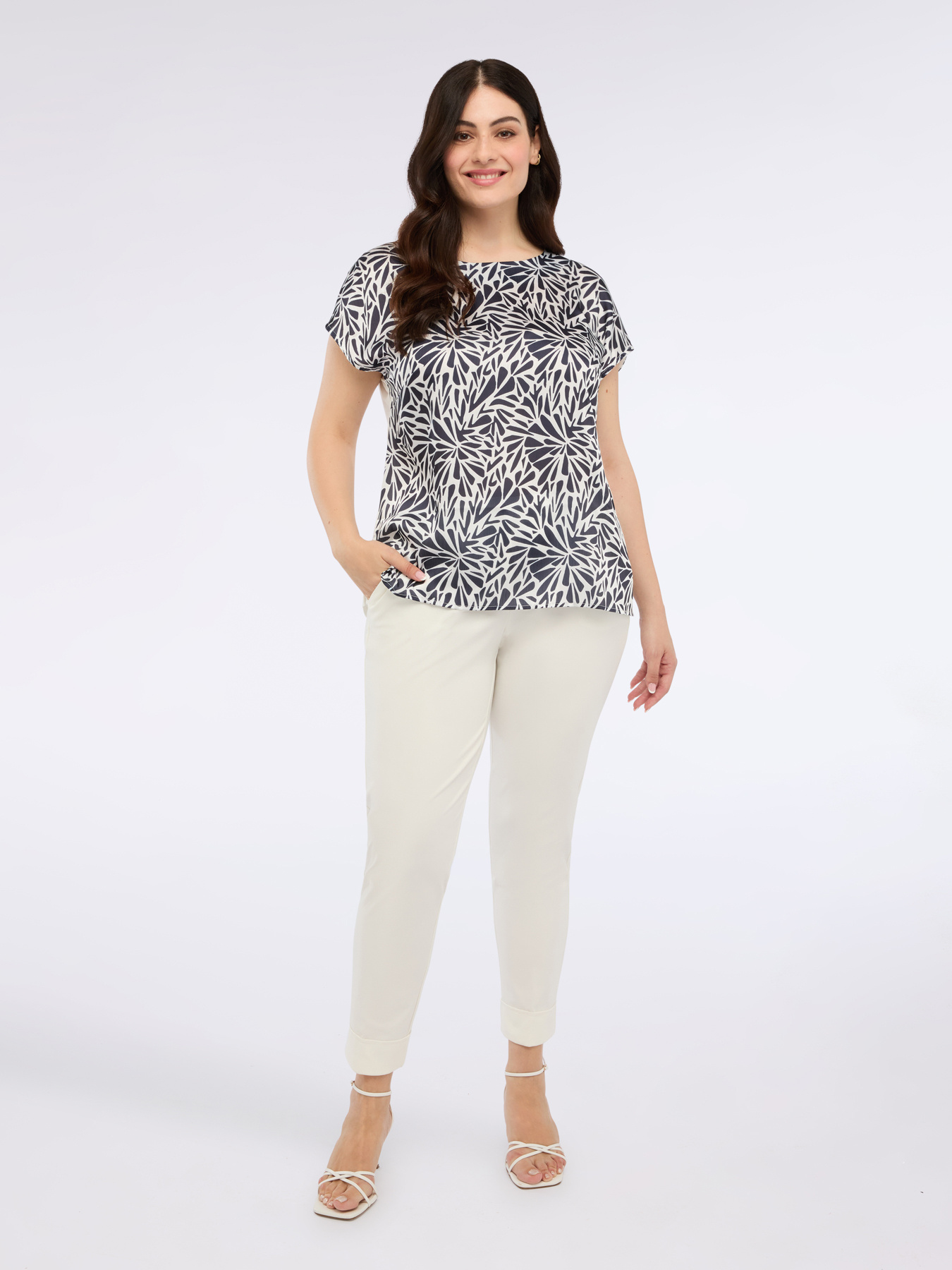 Two-material T-shirt with foliage print image number 3