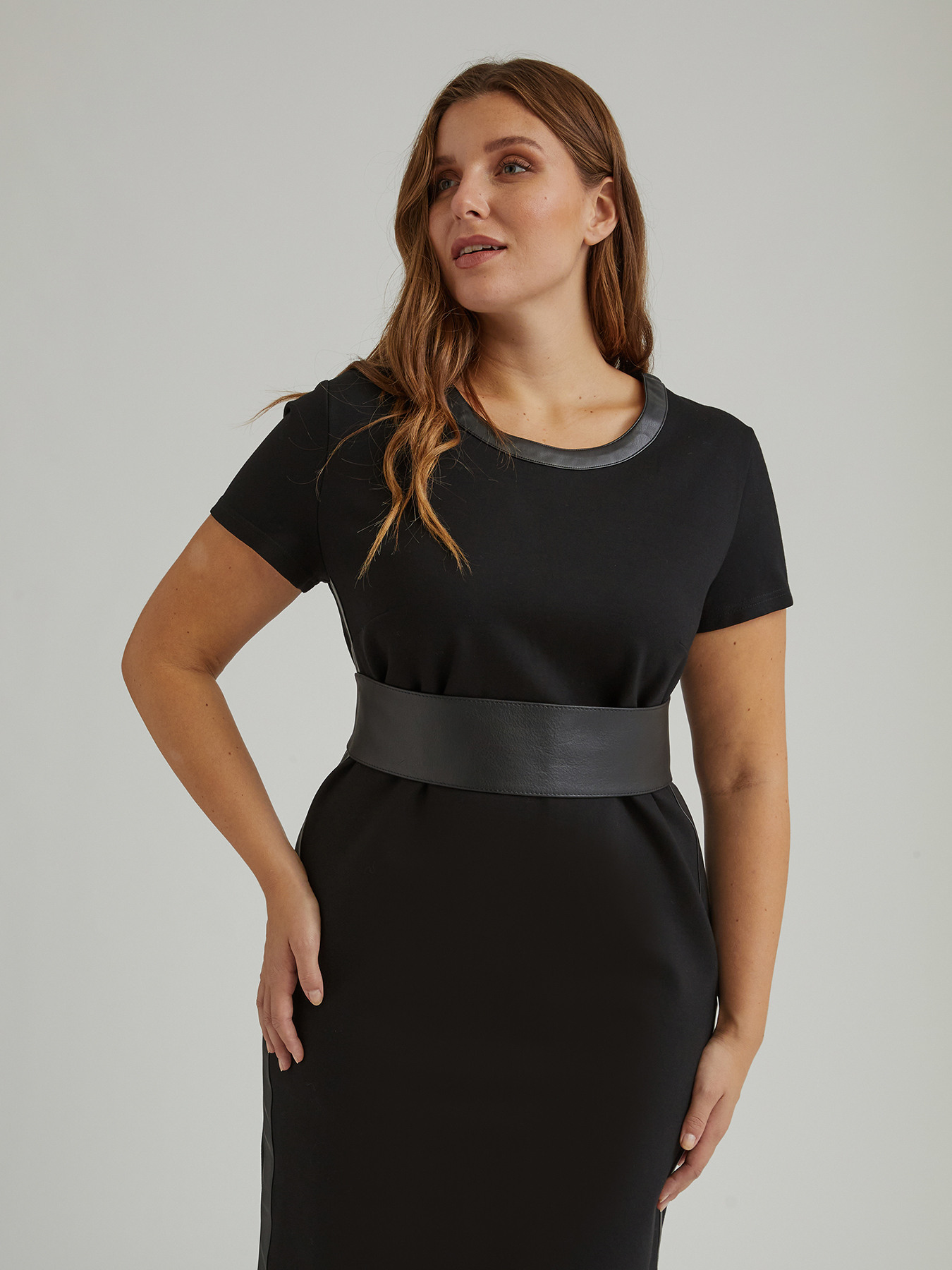 Fusciacca in pelle image number 2