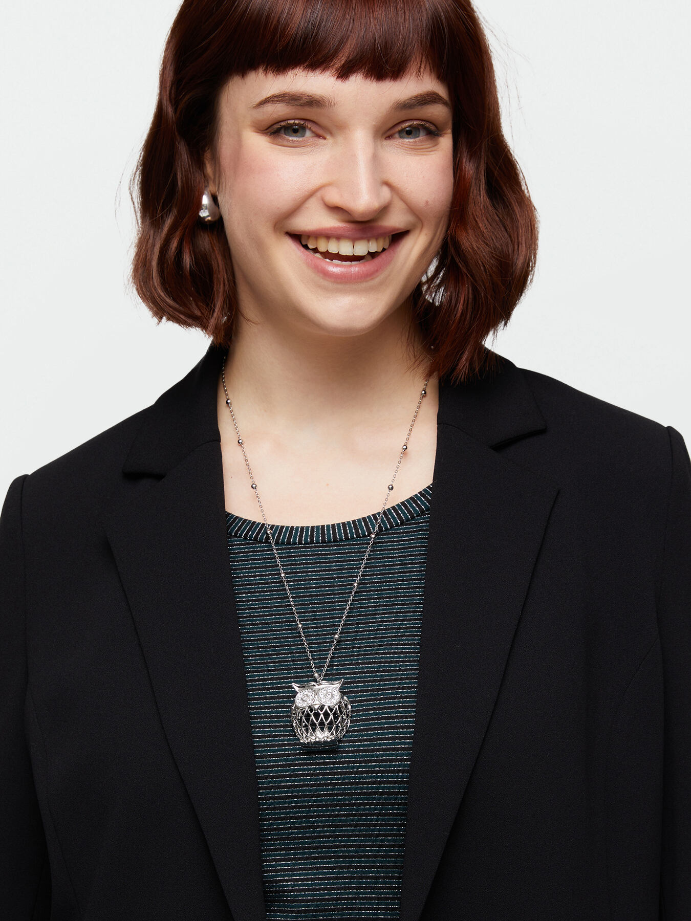 Owl pendant necklace image number 0