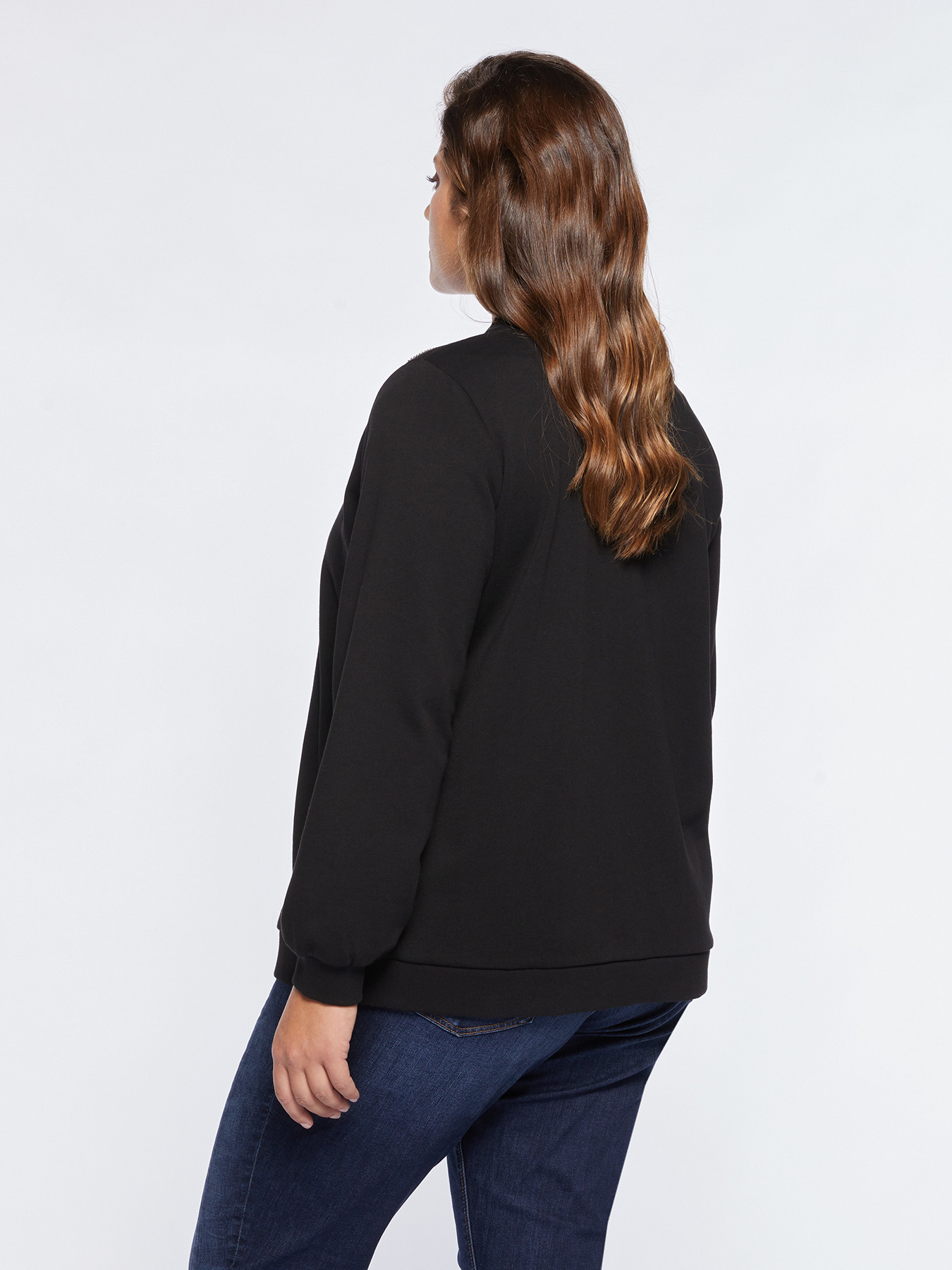 Sudadera con pedrer&iacute;a image number 1