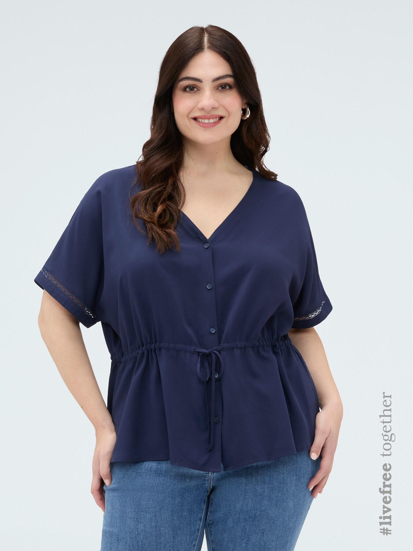 Blusa in viscosa con coulisse in vita image number 0