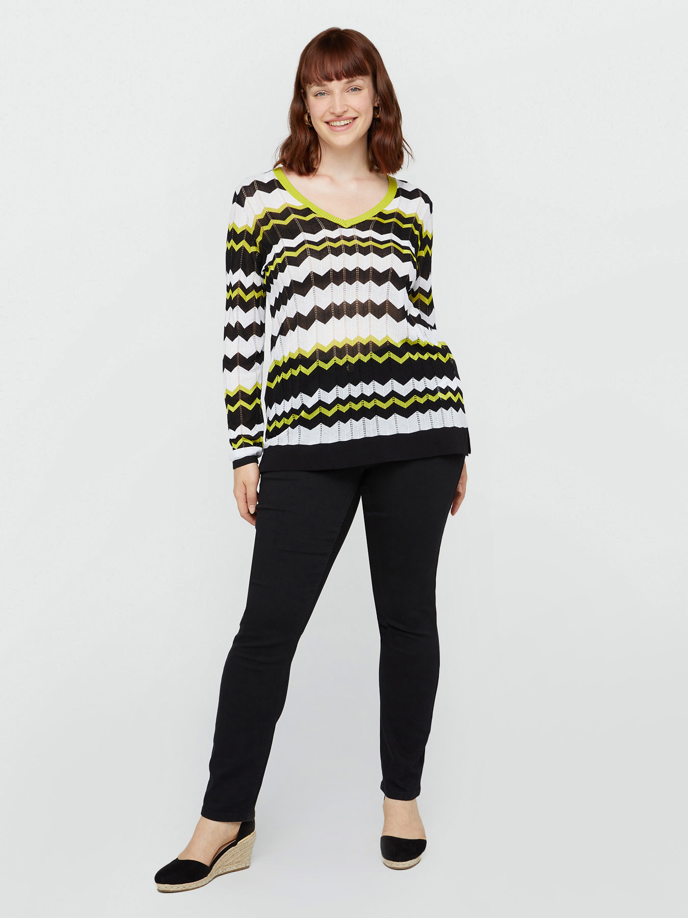 Pull avec motif &agrave; chevrons image number 3