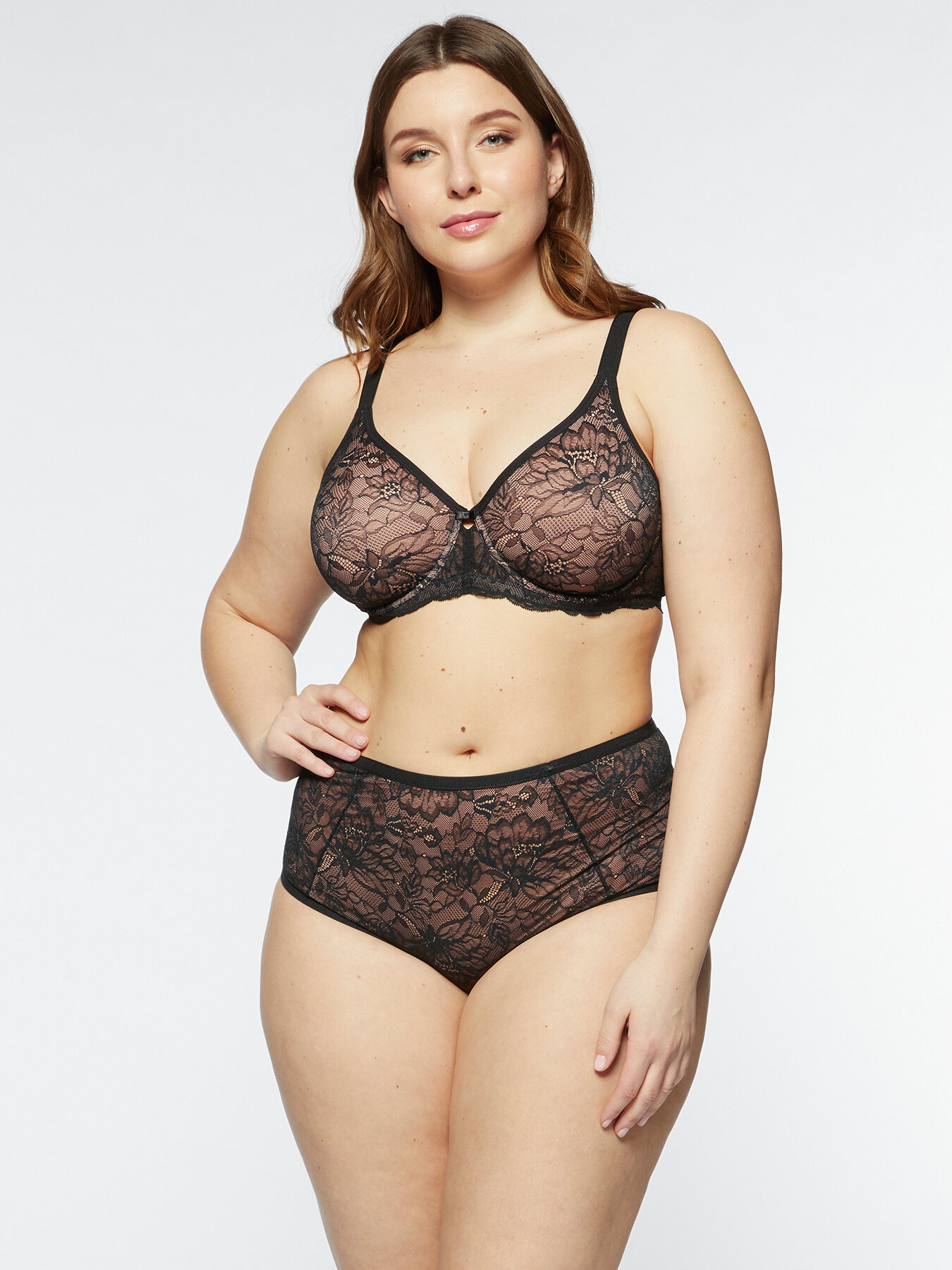 Triumph shaping slip with lace effect image number 0