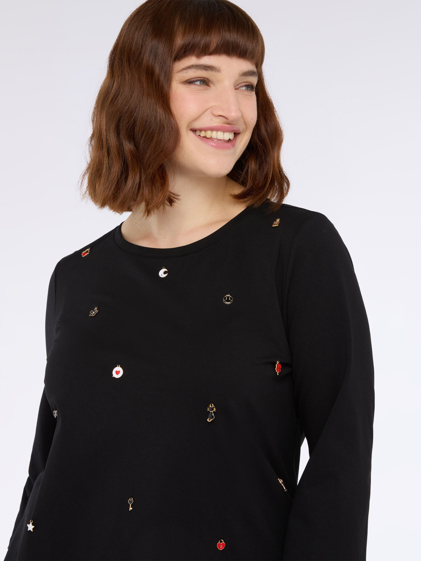 T-shirt in jersey di cotone con charms image number 3