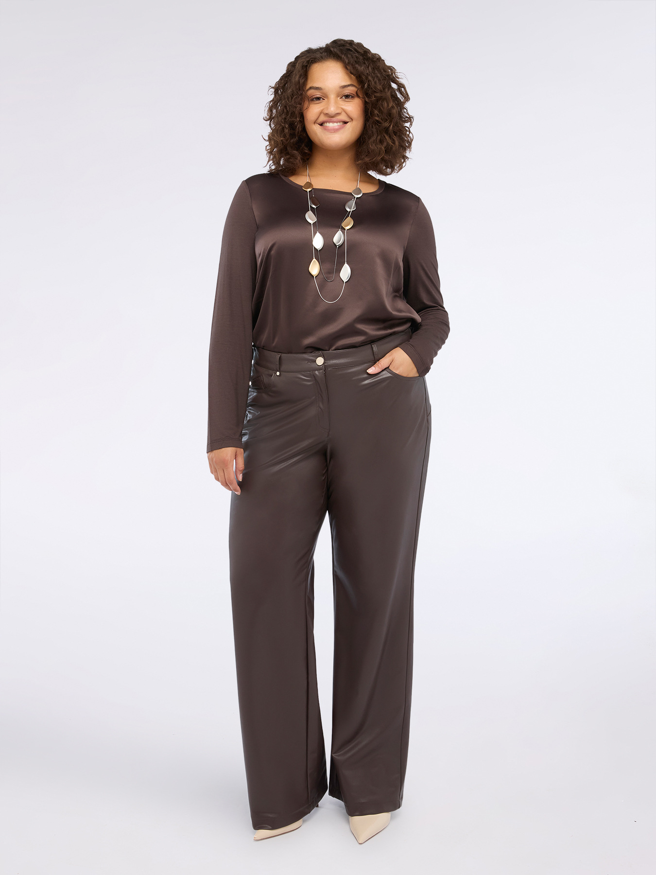 Two-material long-sleeved T-shirt image number 3