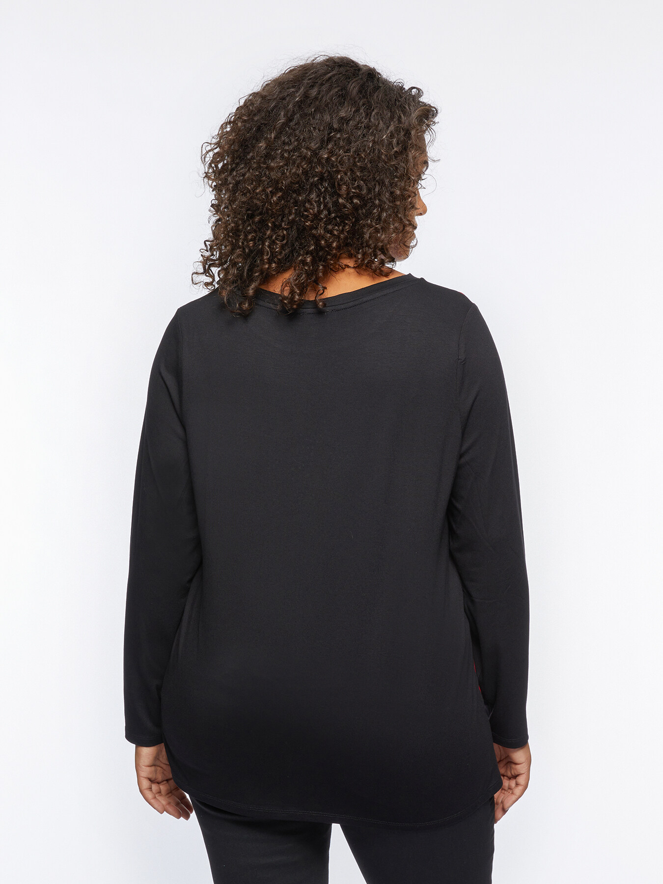 Camiseta con estrella image number 1