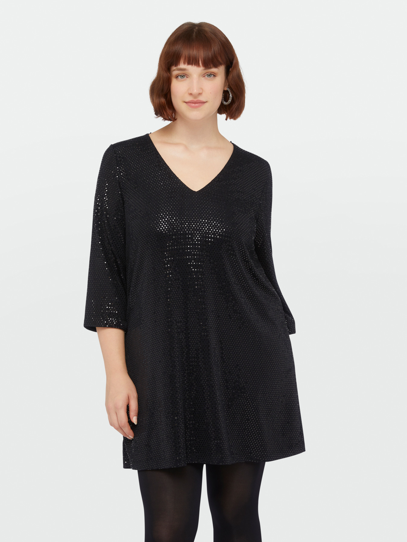 Short dress with crystals image number 2