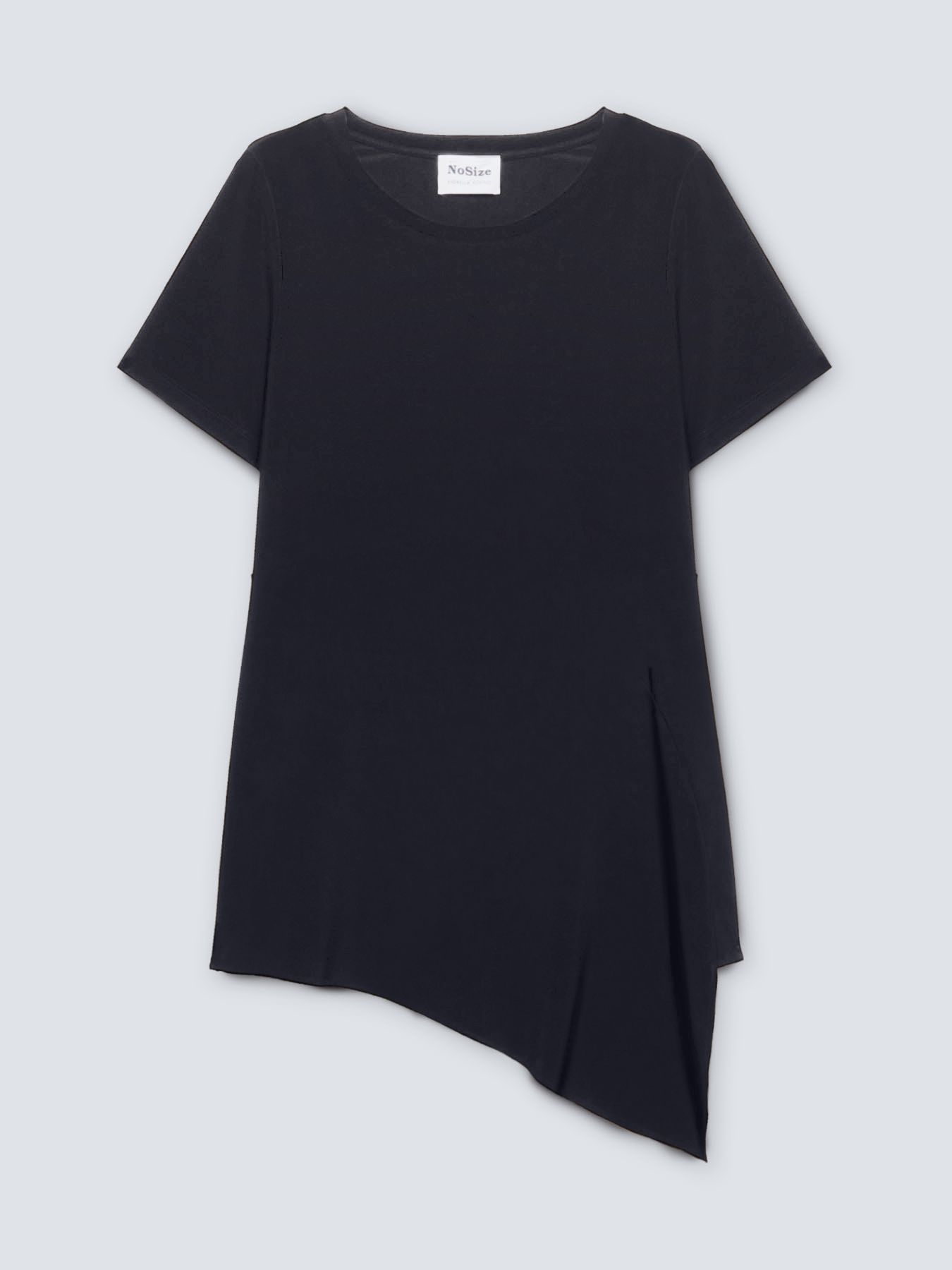T-shirt with asymmetric hemline image number 4