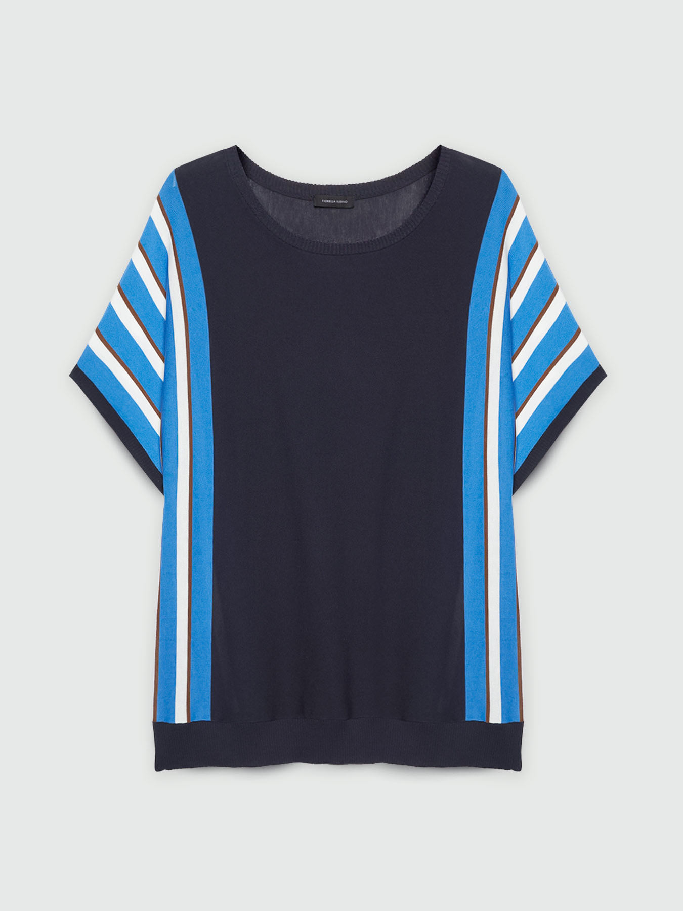 Sweater with short striped sleeves image number 3