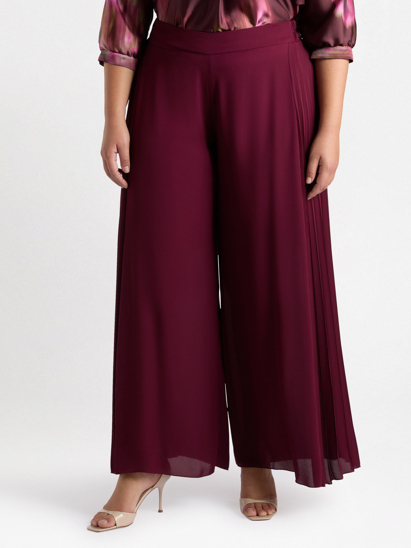 Palazzo trousers with side pleat image number 2