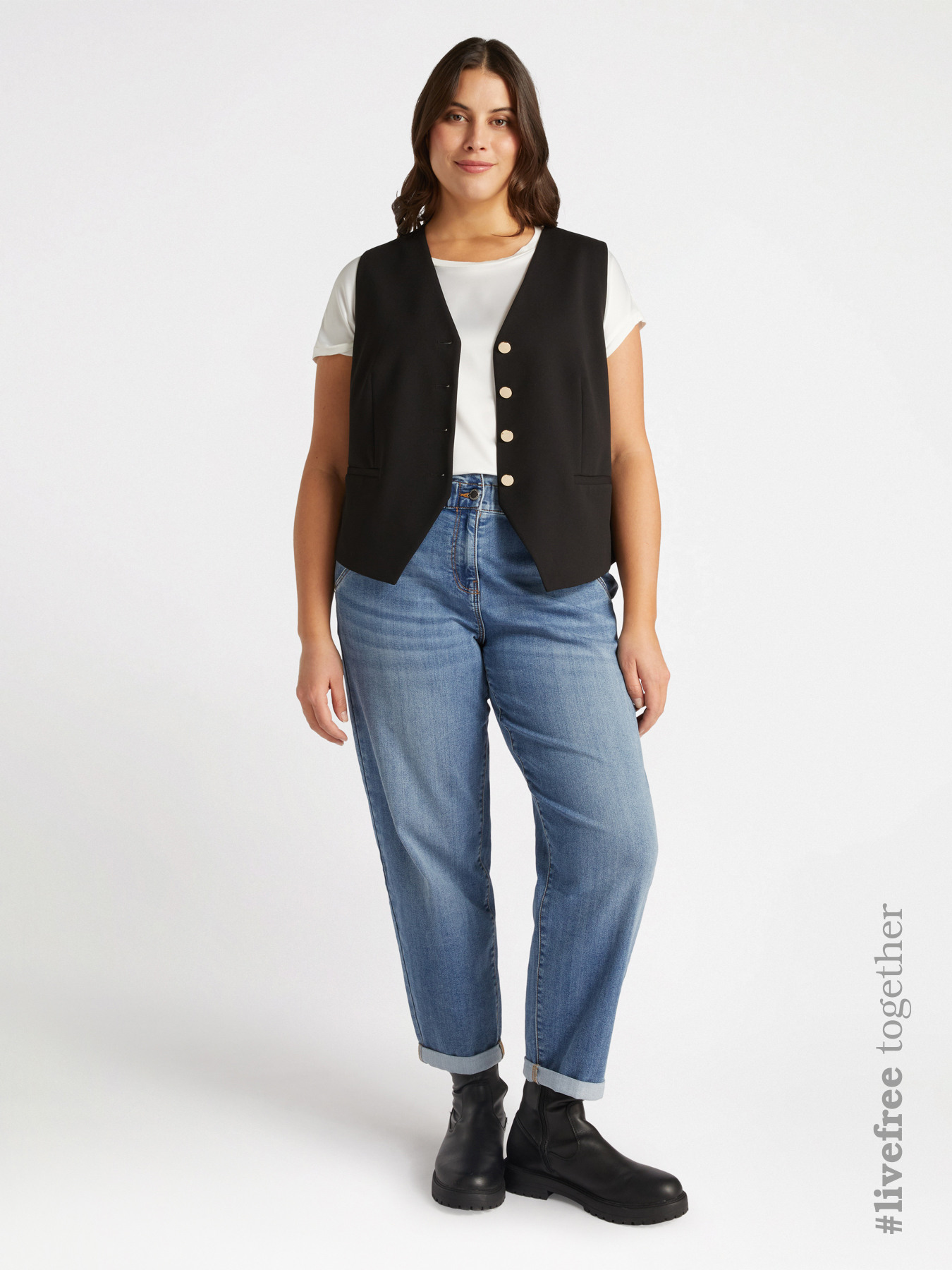 Light washed balloon jeans image number 0