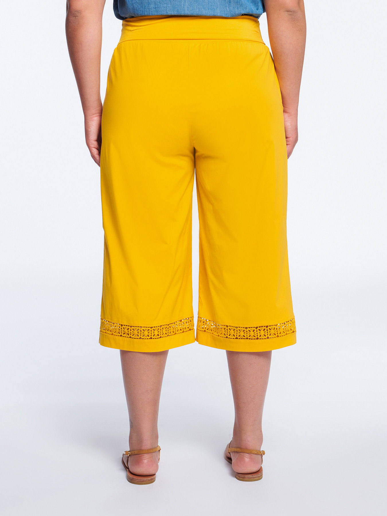 Cropped trousers with embroidered trim image number 1