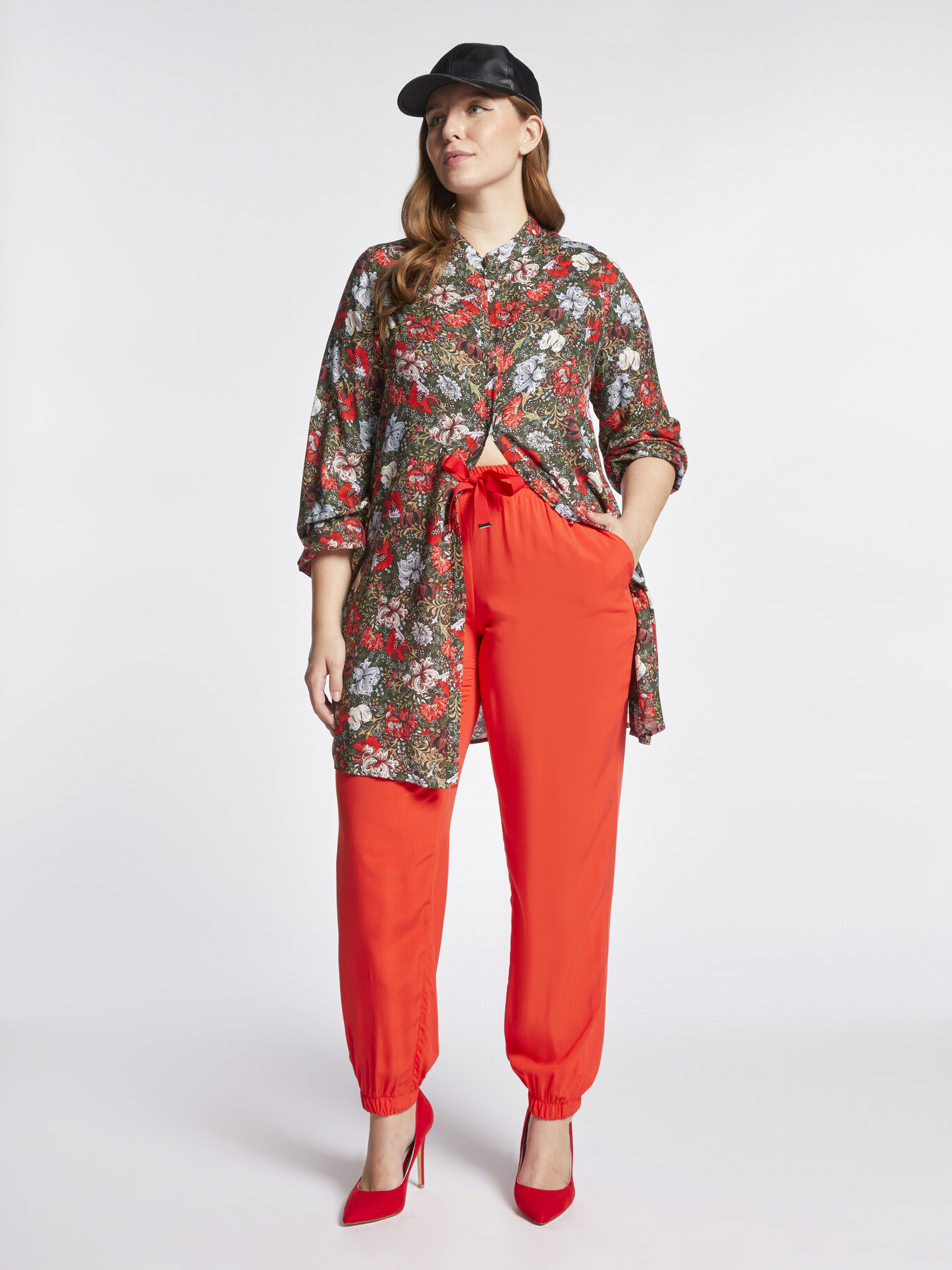 Viscose joggers image number 0