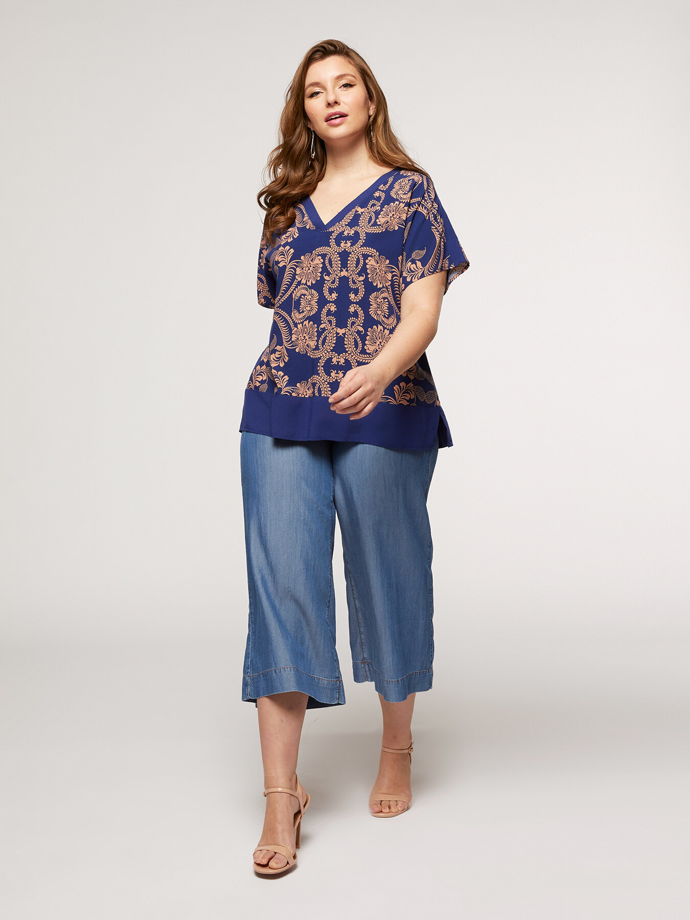 Cropped tencel jeans image number 0