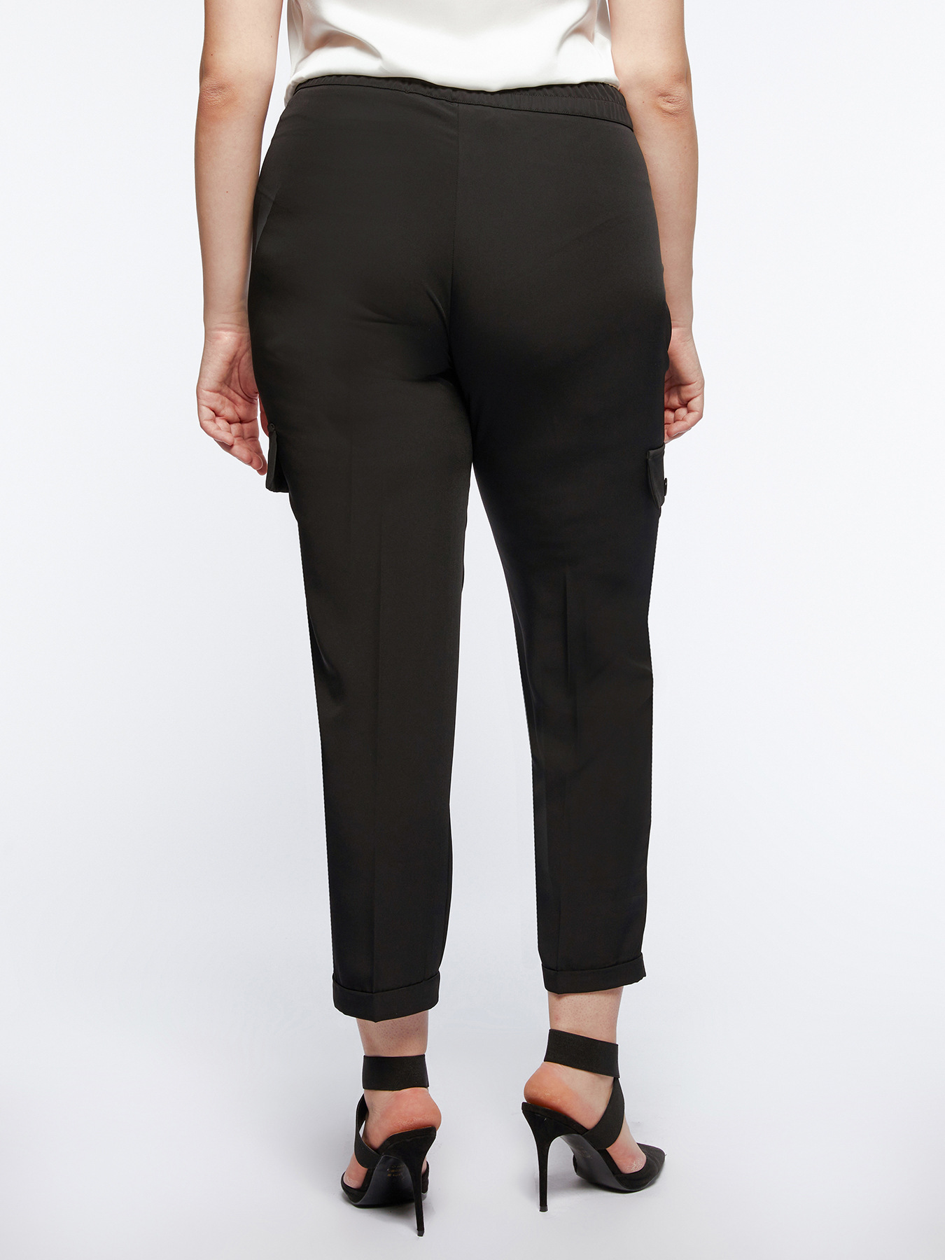 Pantaloni cargo in tessuto fluido image number 1