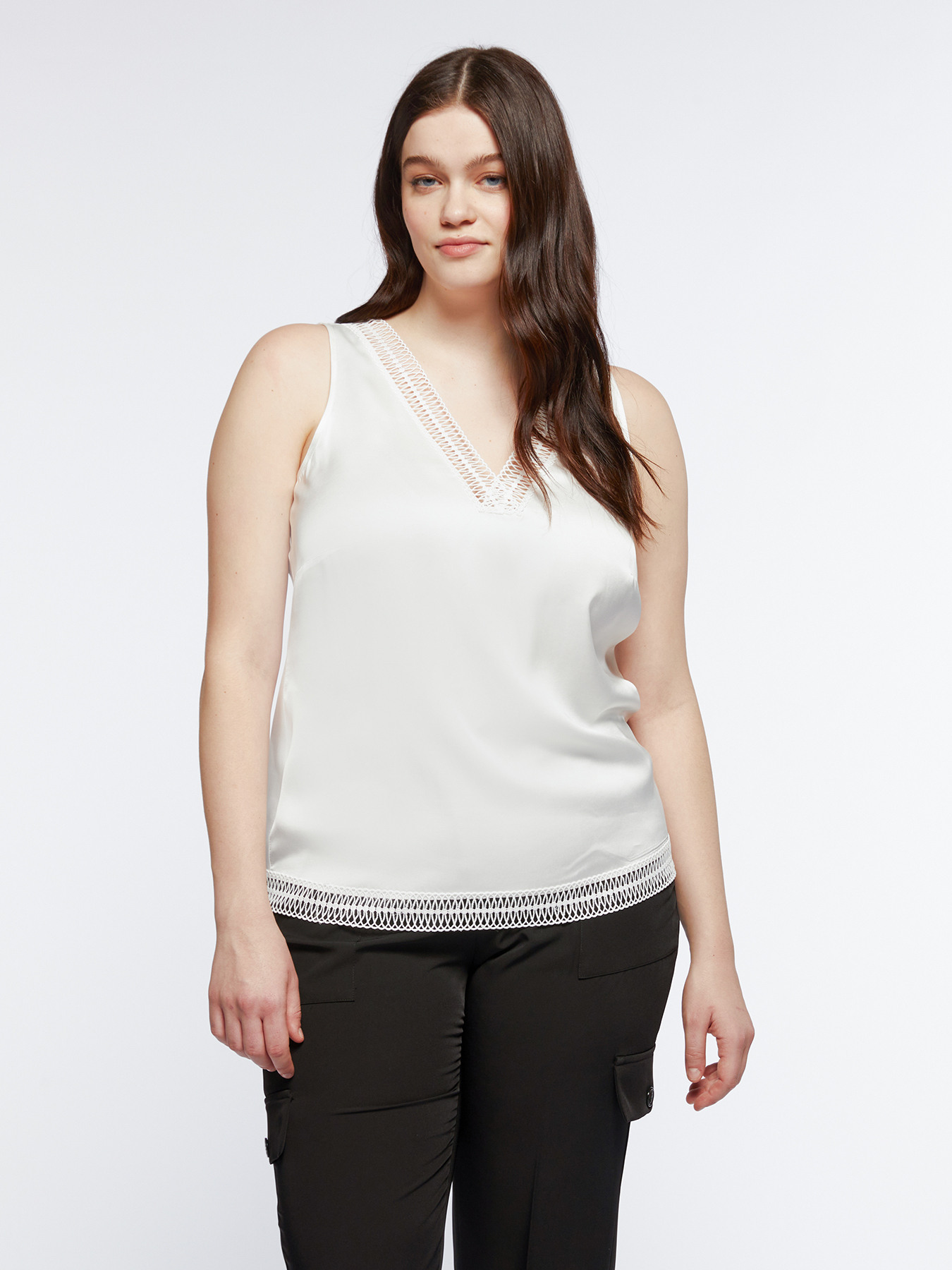 Top con bordi intrecciati image number 2