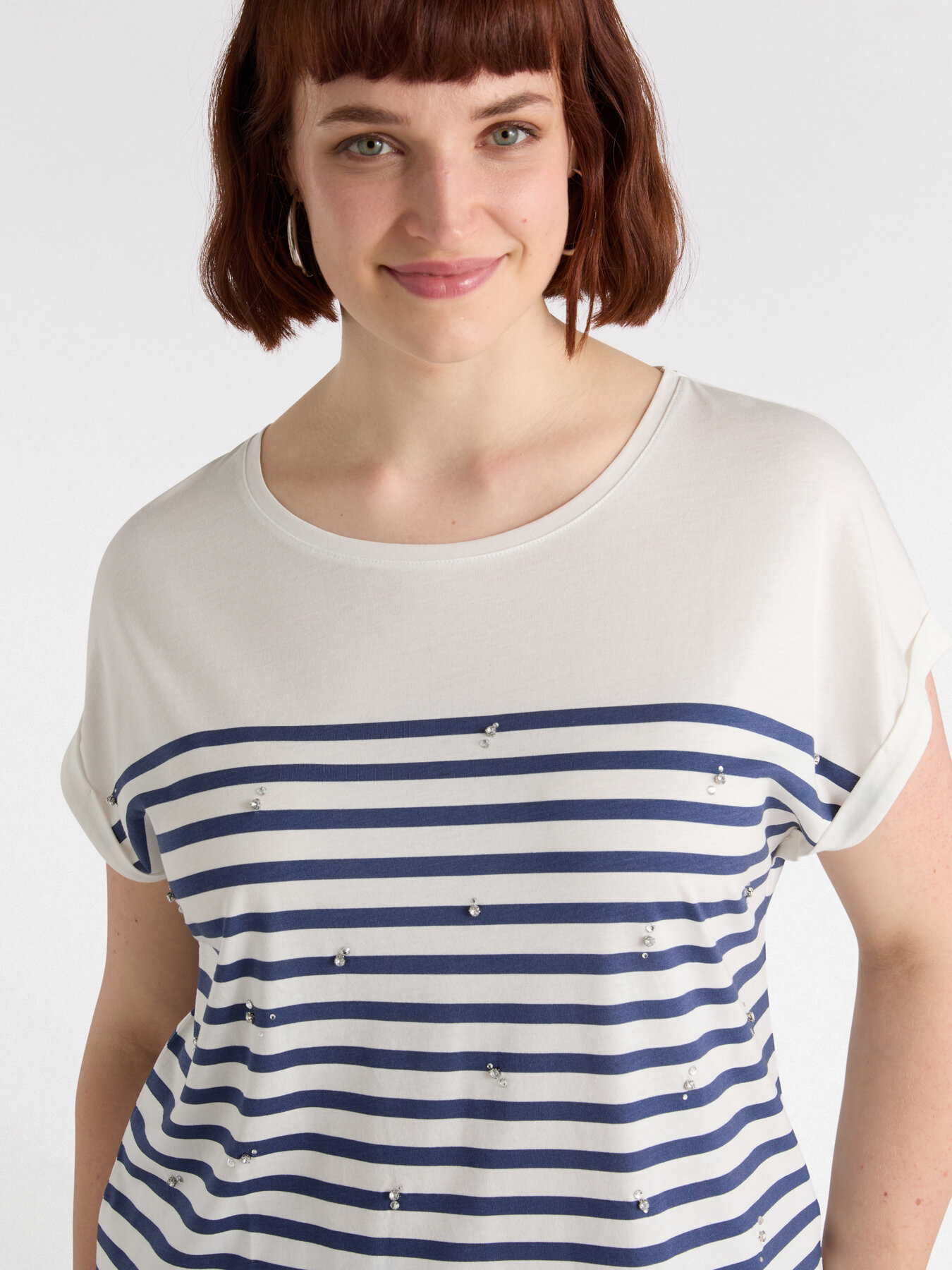 Gestreiftes T-Shirt mit Stickerei image number 3