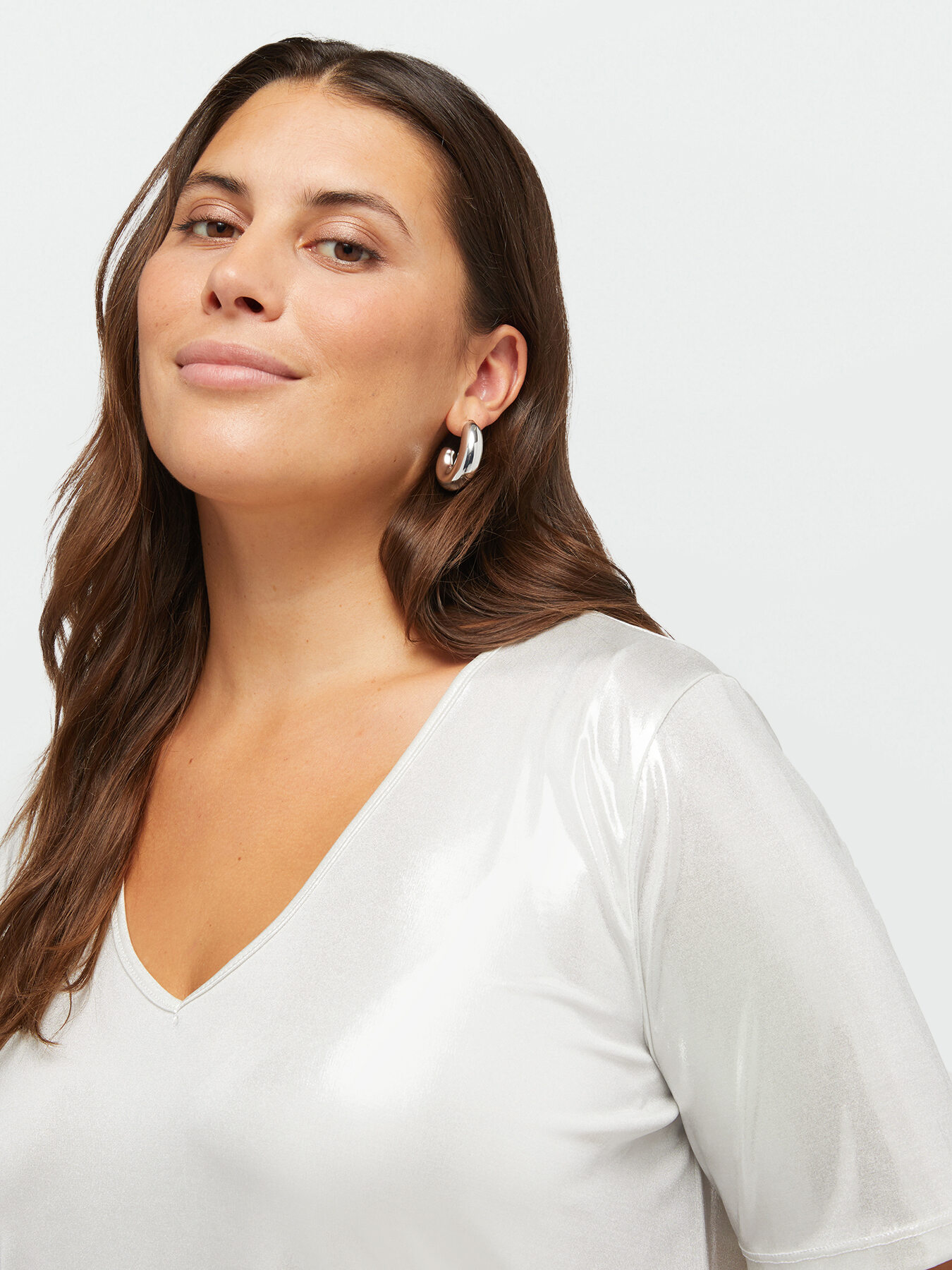 Shimmer-effect T-shirt image number 2