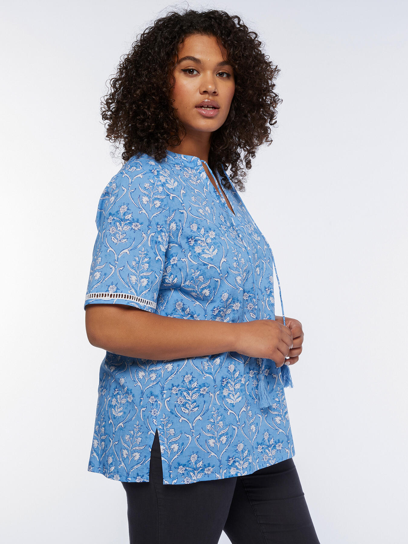 Blusa de gasa estampada image number 0