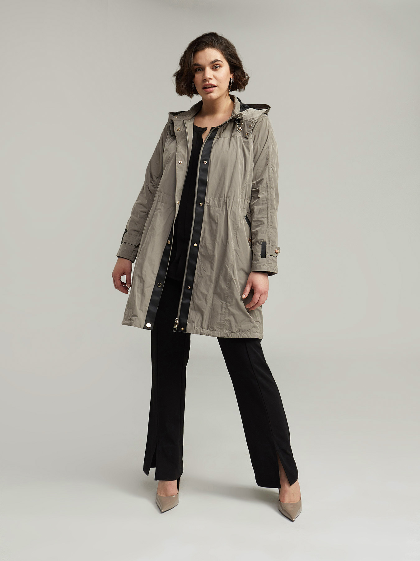 Parka leggero con coulisse image number 0