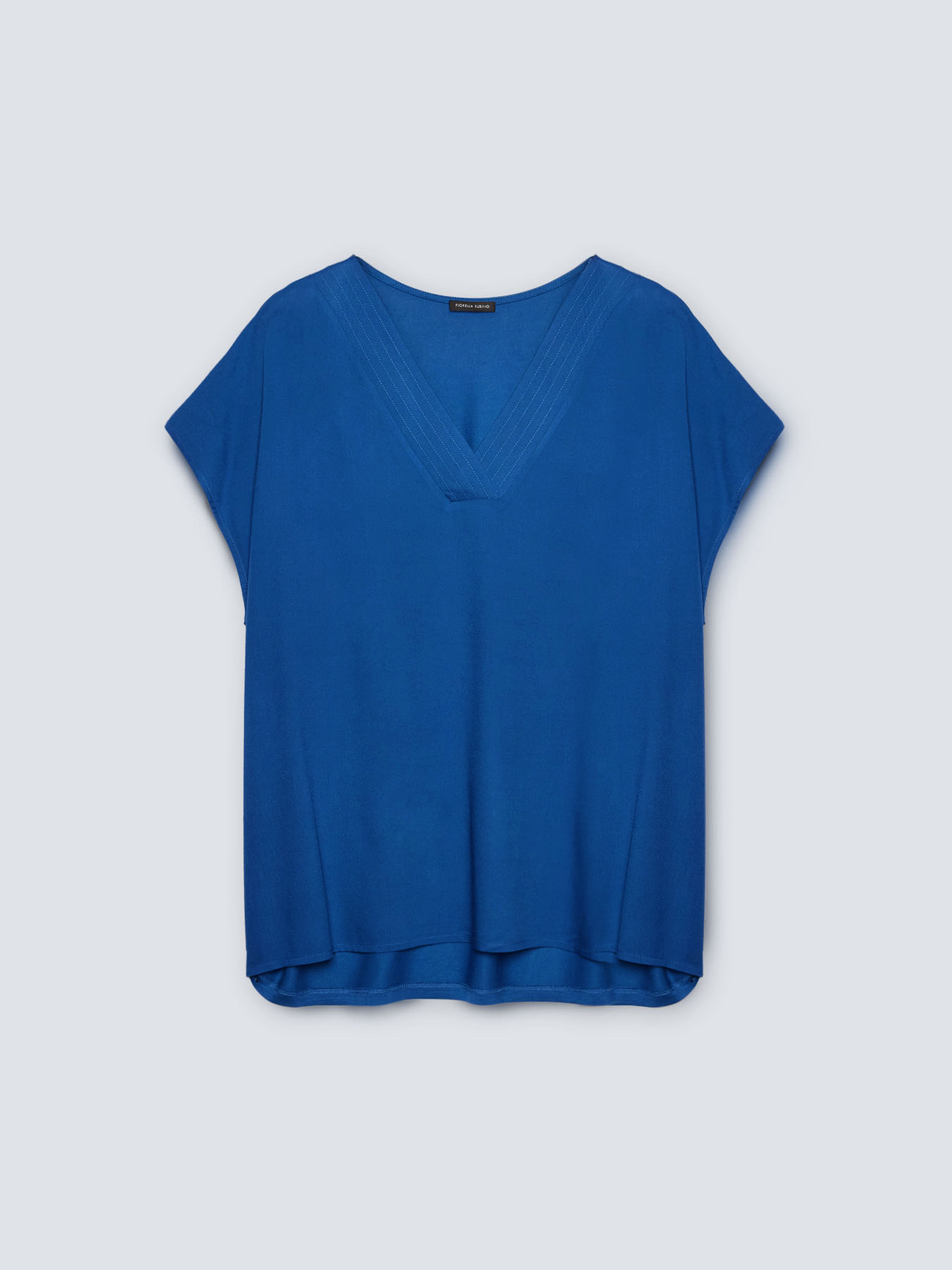 T-shirt con scollo a V image number 3