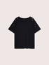 T-shirt con applicazioni animalier image number 4