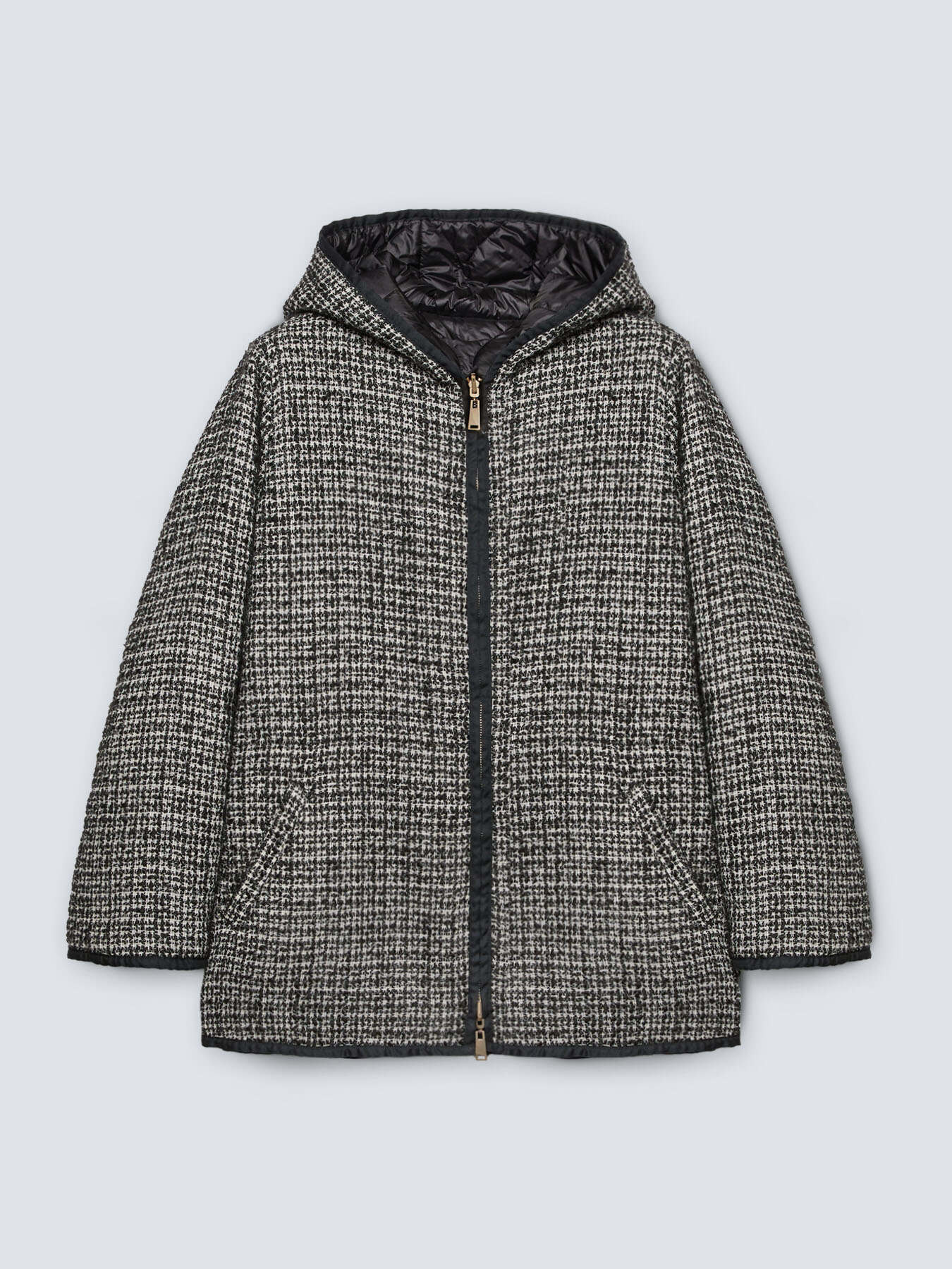 Reversible fabric and nylon down jacket image number 4