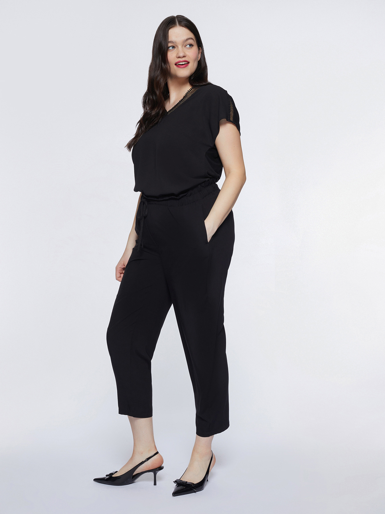 Camiseta con borde de encaje image number 2