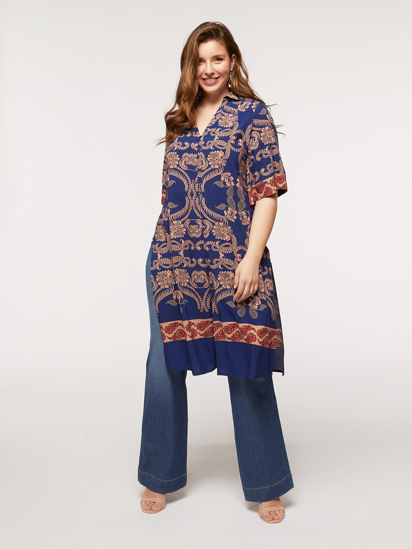 Camicia relaxed fit in viscosa dalla stampa orientale image number 1