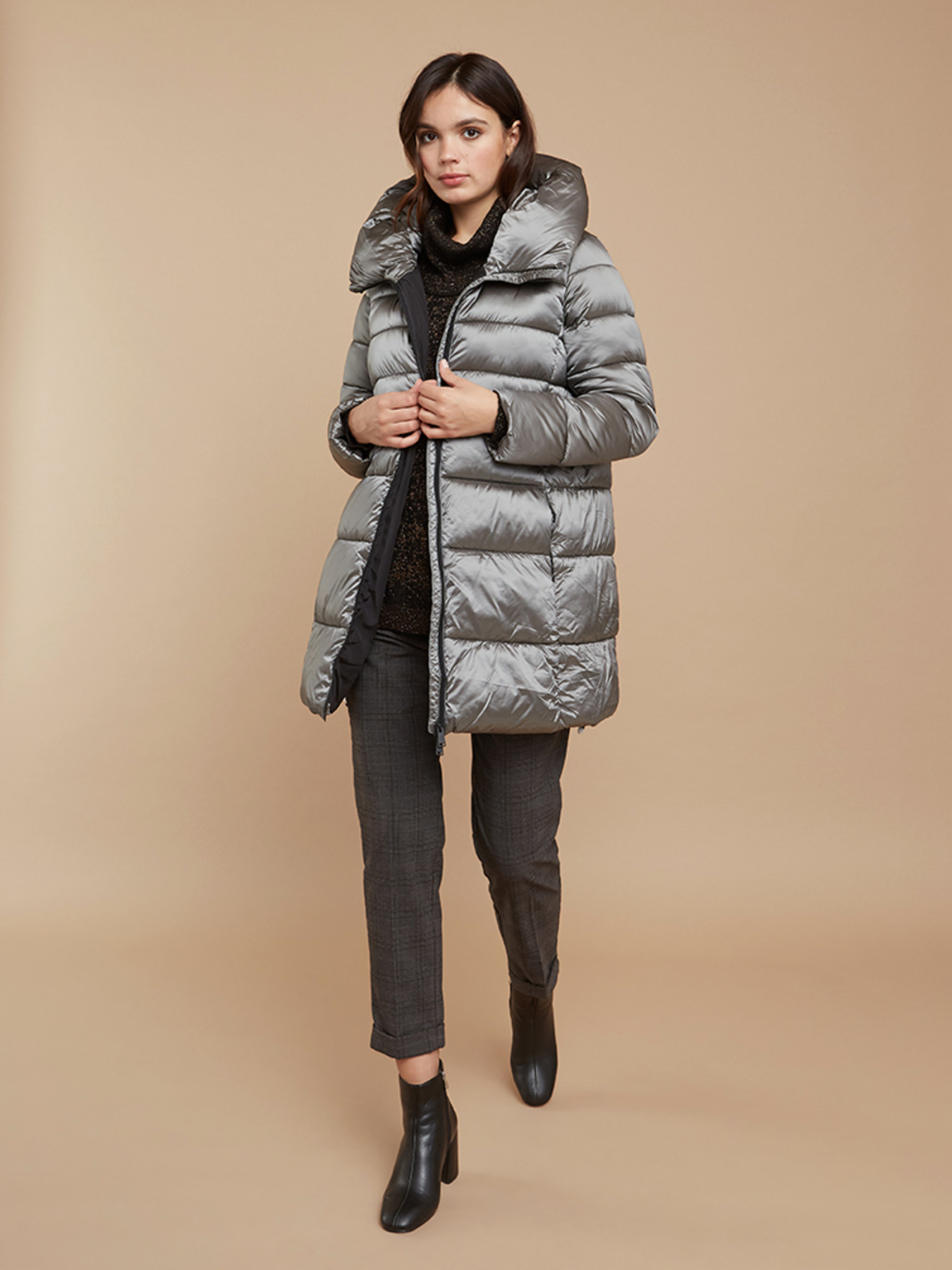 Piumino con cappuccio image number 0