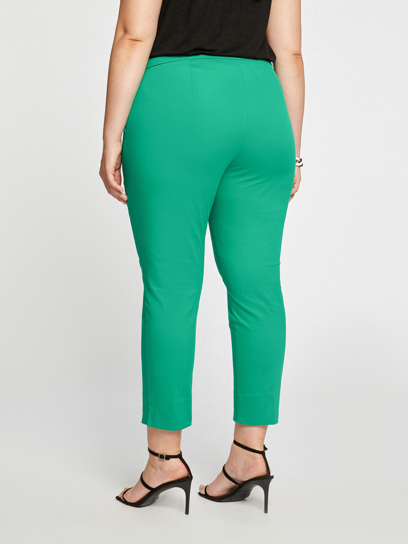 Stretch cotton Capri trousers image number 1