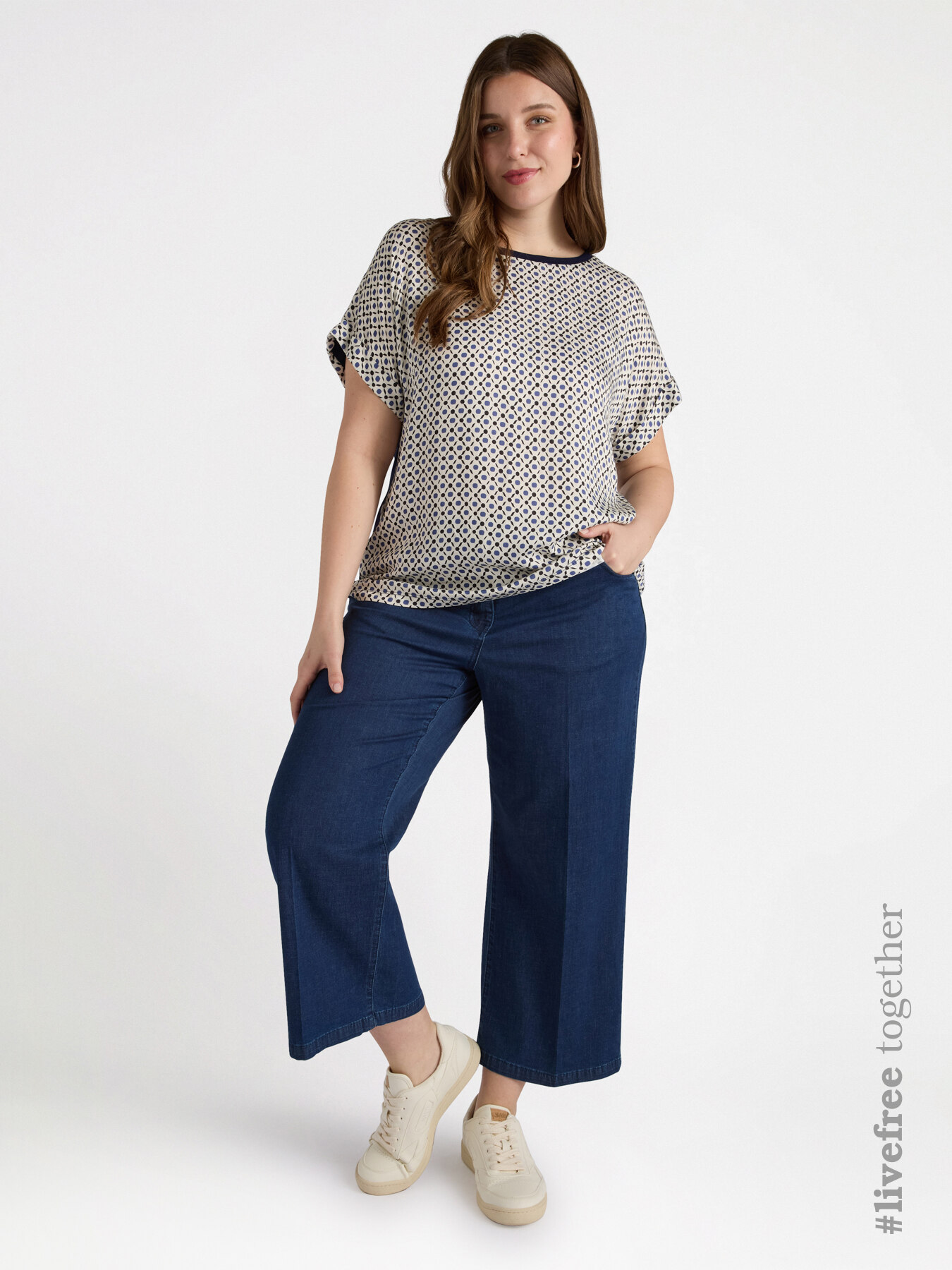 Cropped jeans image number 0